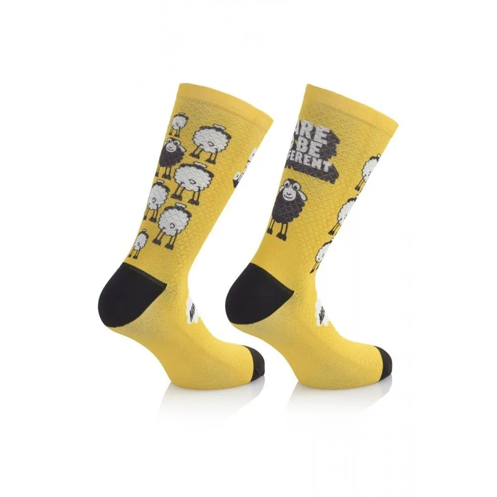 Velo Store - UK Football Socks Mb Wear Fun H17 Mouton | Extra 10% off with Subscription, Postage £16.79 to UK Fedex.