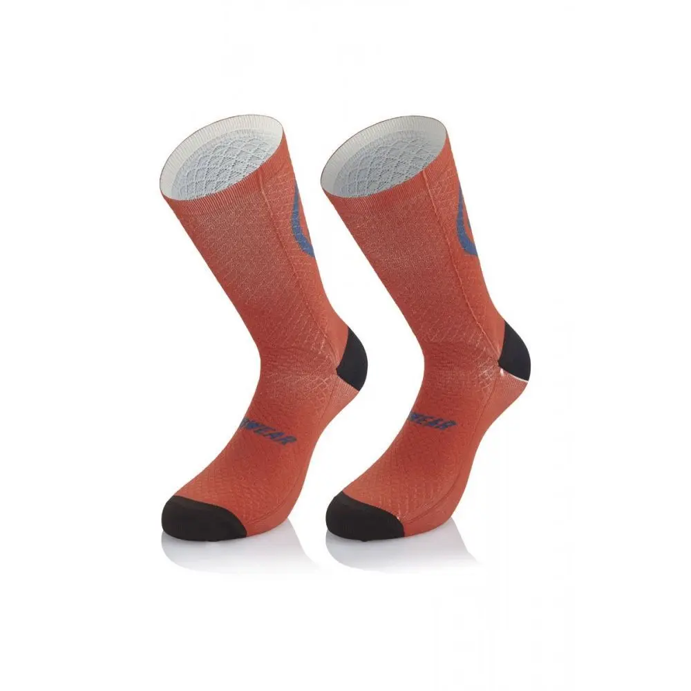 Velo Store - UK Football Socks Mb Wear Smile Emotions H20 | Extra 10% off with Subscription, Postage £16.79 to UK Fedex.