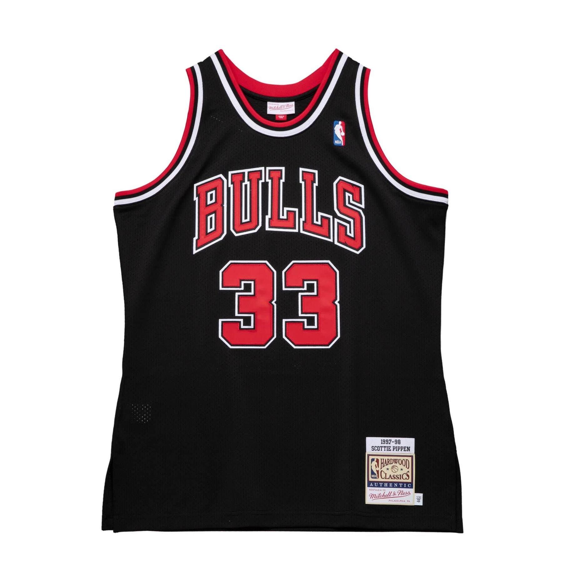 product/m/i/mitchell-ness_ajy4gs18077-cbublck97spi_black_1.jpg