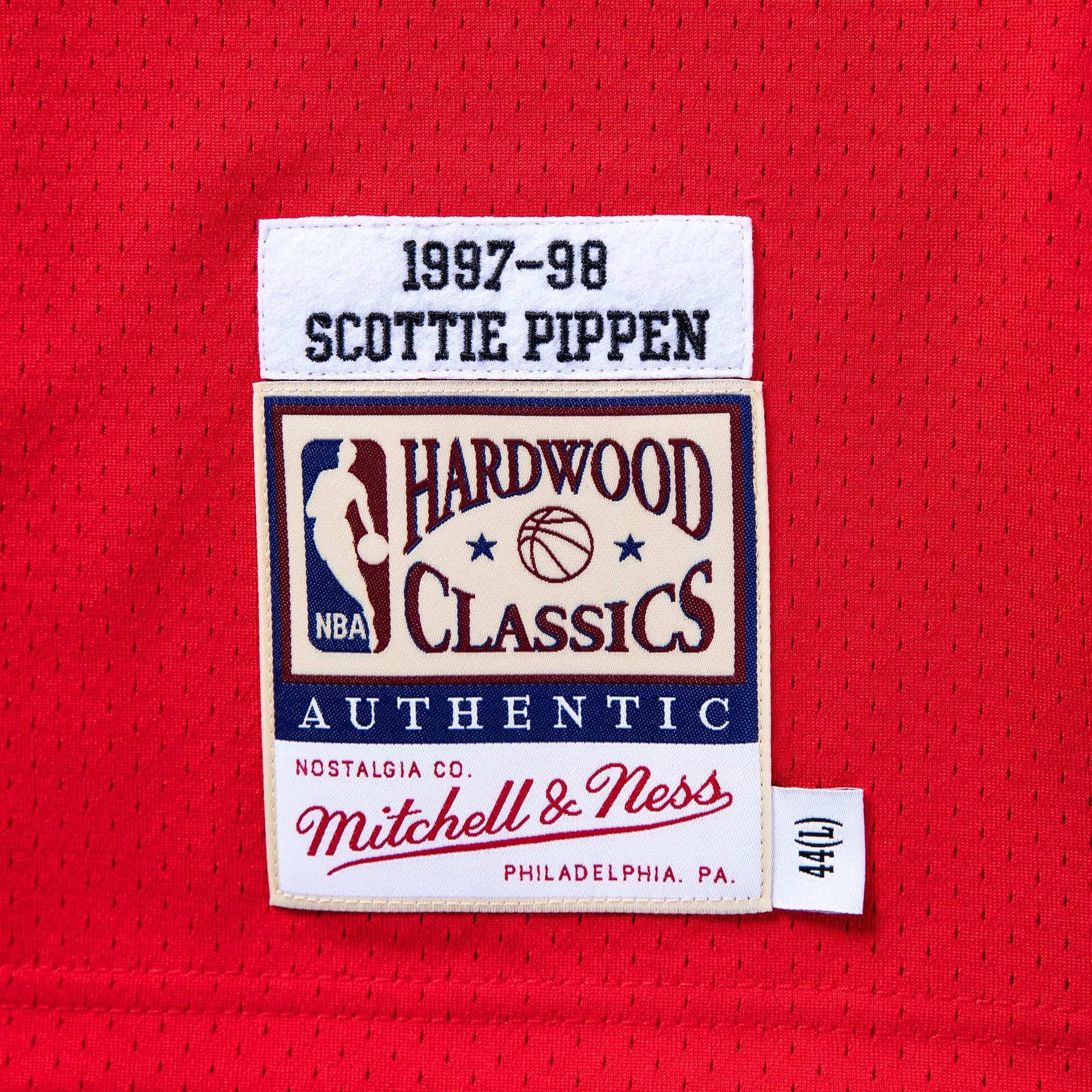 product/m/i/mitchell-ness_ajy4gs18079-cbuscar97spi_red_5.jpg