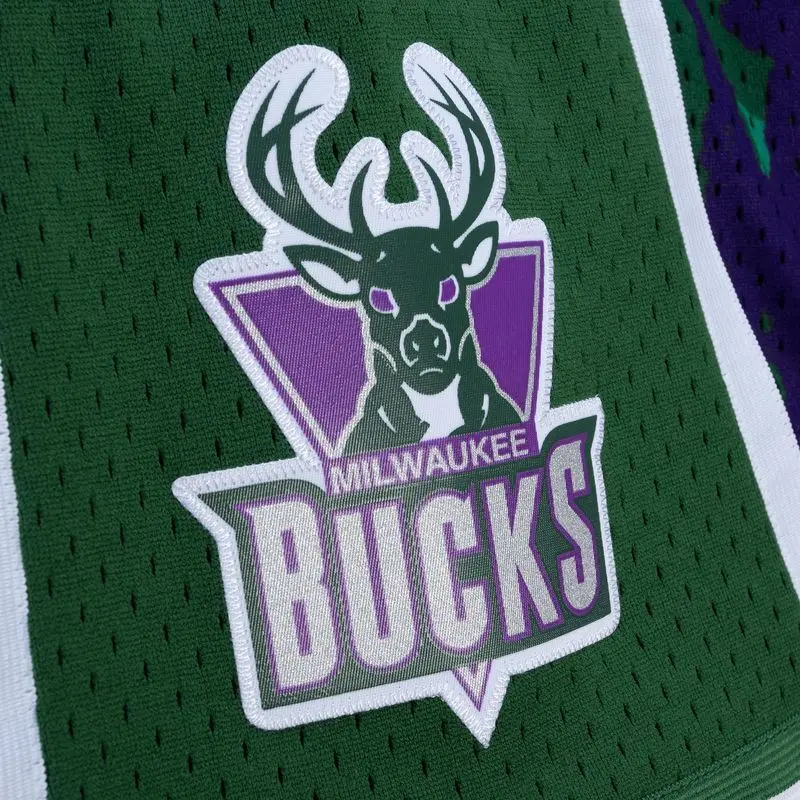 0195563550182 - Shorts Milwaukee Bucks Swingman NBA Team Marble 2000 01