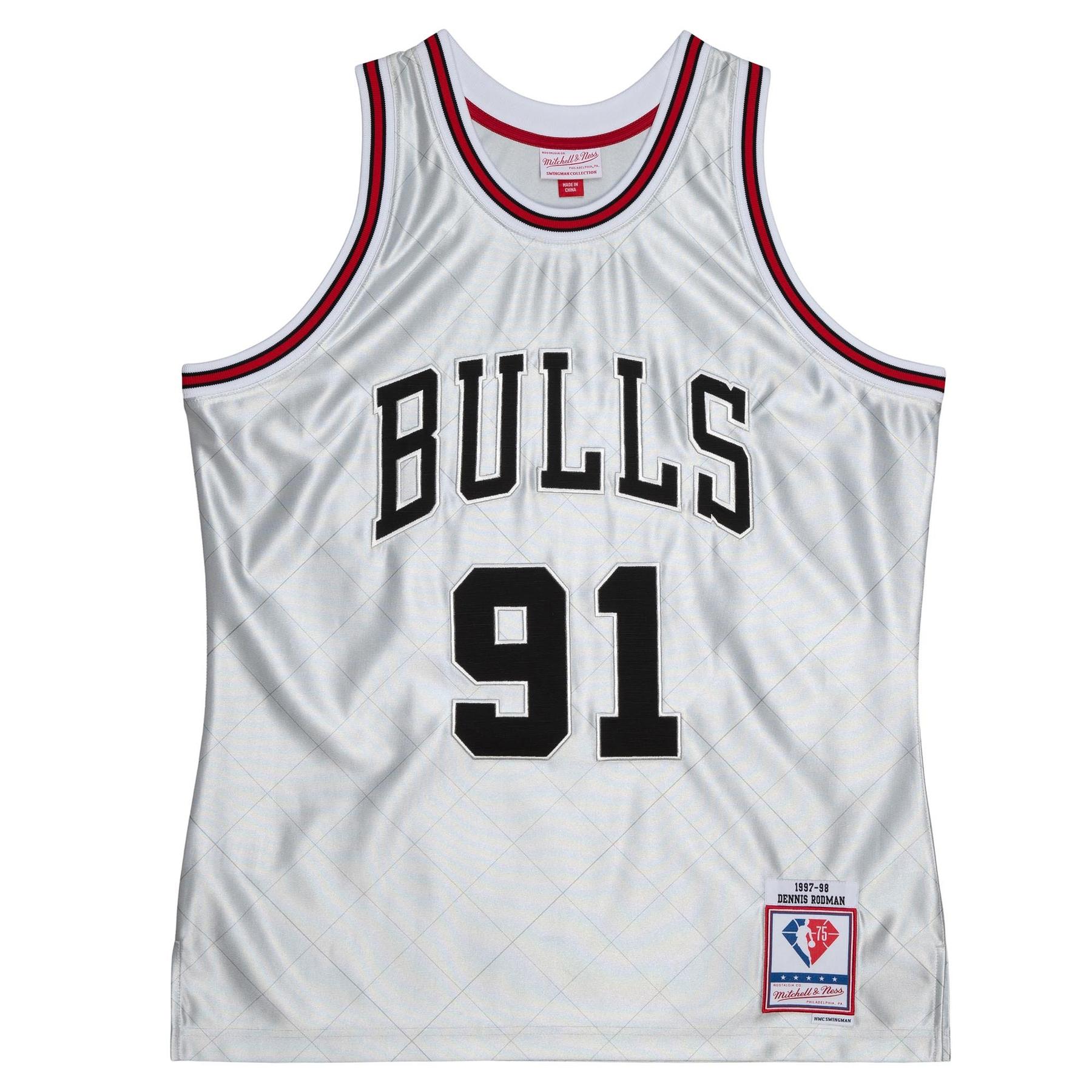 product/m/i/mitchell-ness_smjy4758-cbu97drdpltn_silver_1.jpg