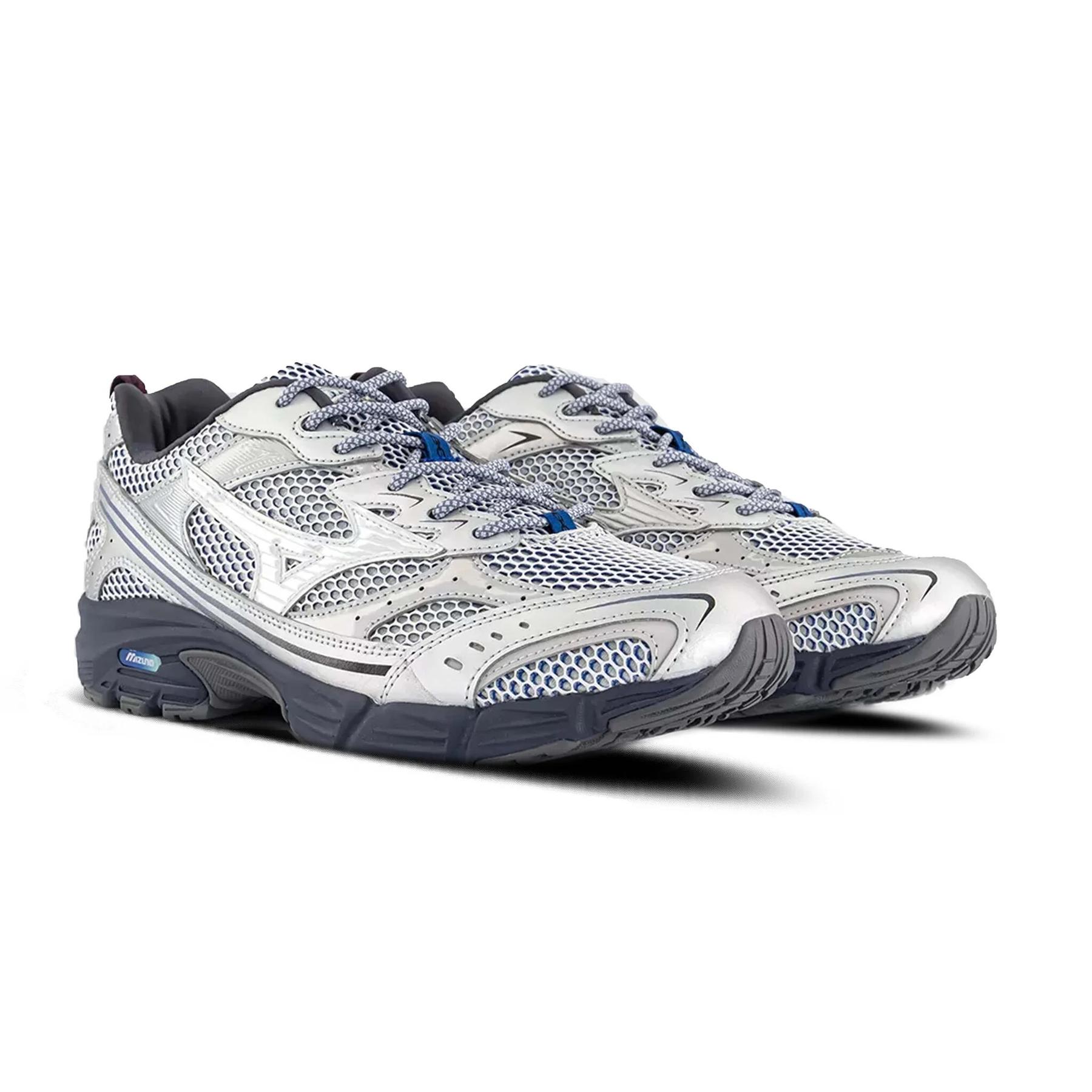product/m/i/mizuno_d1ga255301_silver-silver-nimbuscloud_2.jpg