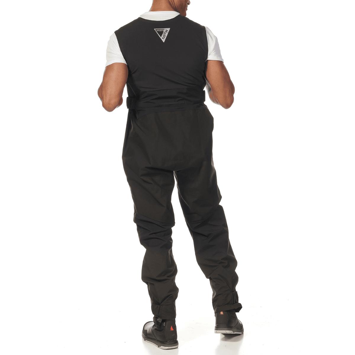 product/m/u/musto-82305-990-black-4.jpg