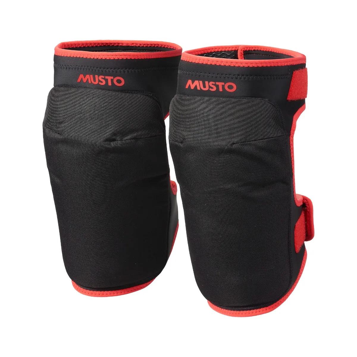 product/m/u/musto-86075-990-black-1.jpg