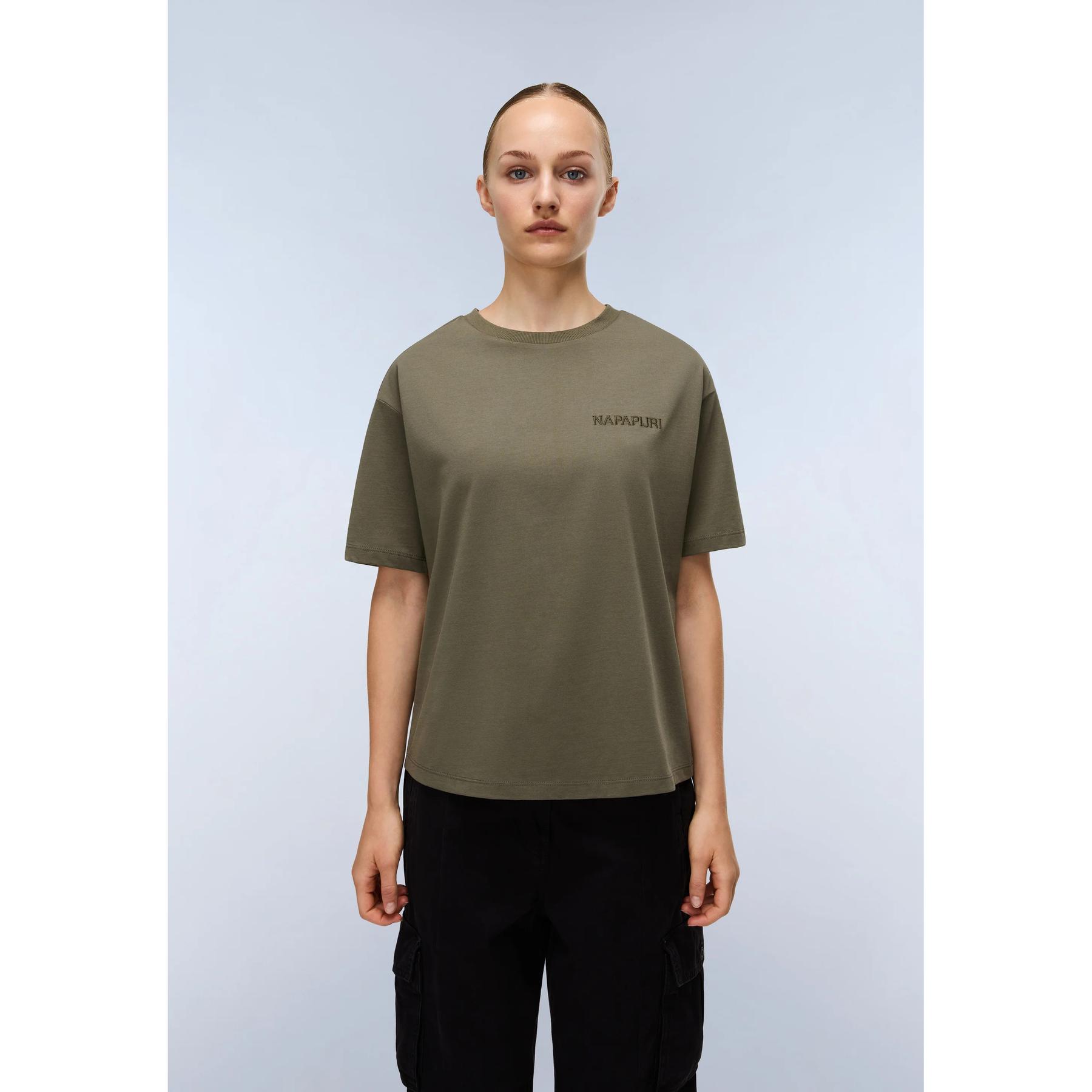 product/n/a/napapijri-np0a88x8-g0a-tea-leaf-2.jpg
