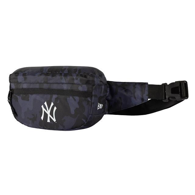 0198582465802 - Camo Bauchtasche New York Yankees AOP