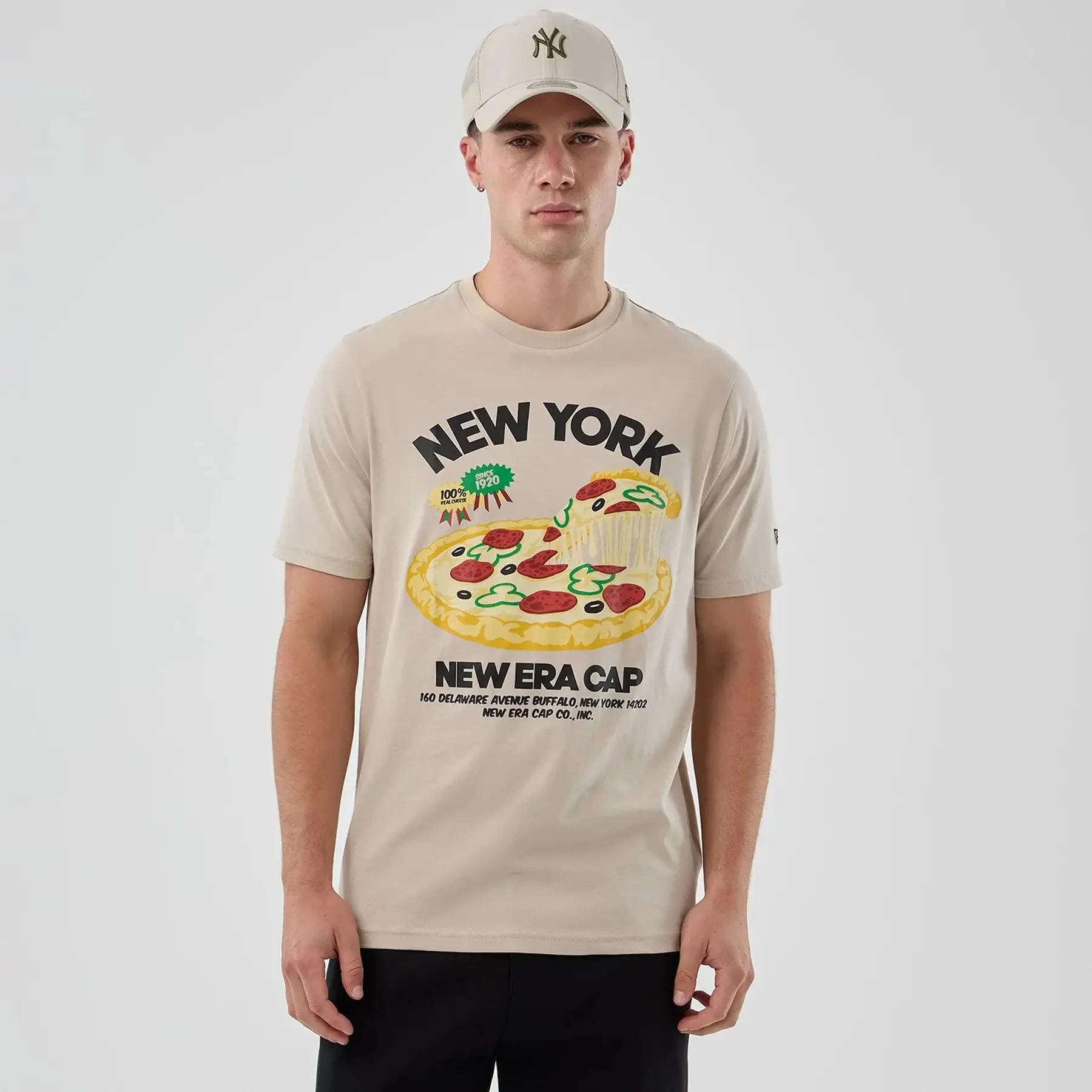T-shirt con graphic pizza New Era