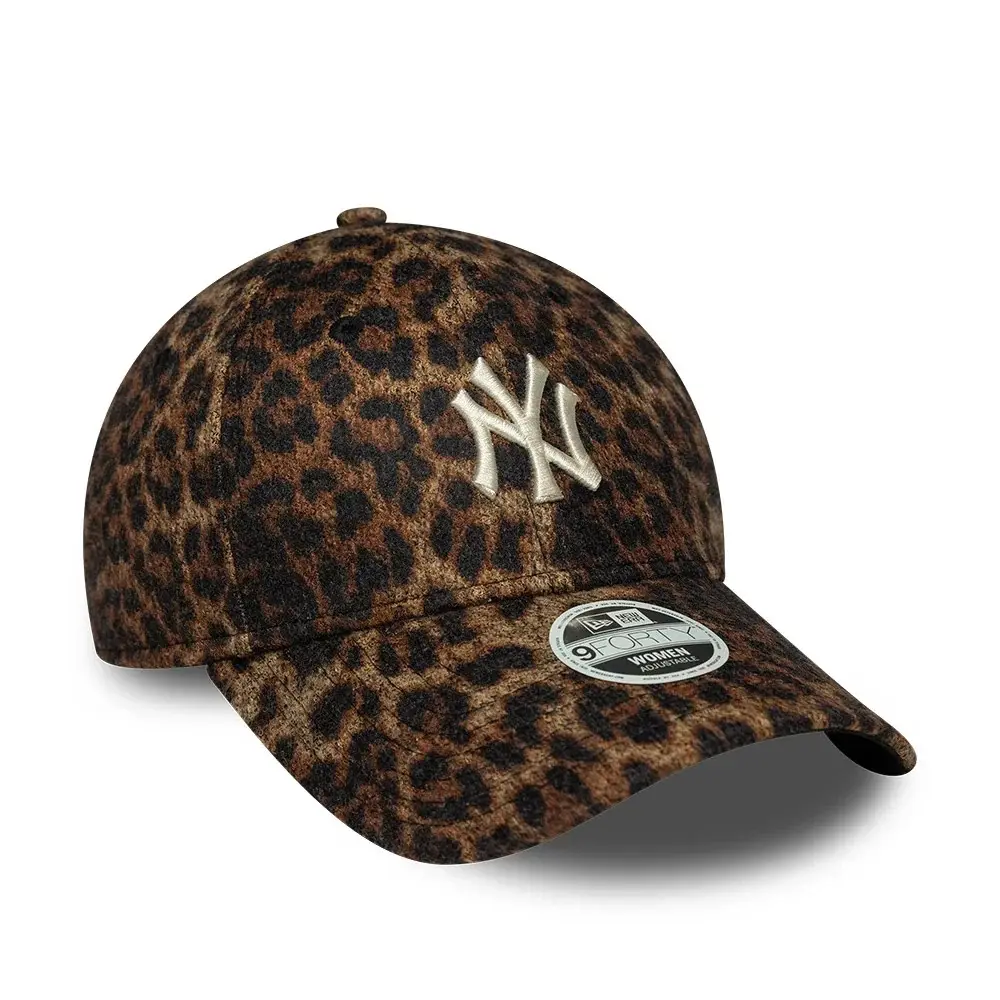 New York Yankees Basecap für Frauen New Era 9Forty Cosy Leopard