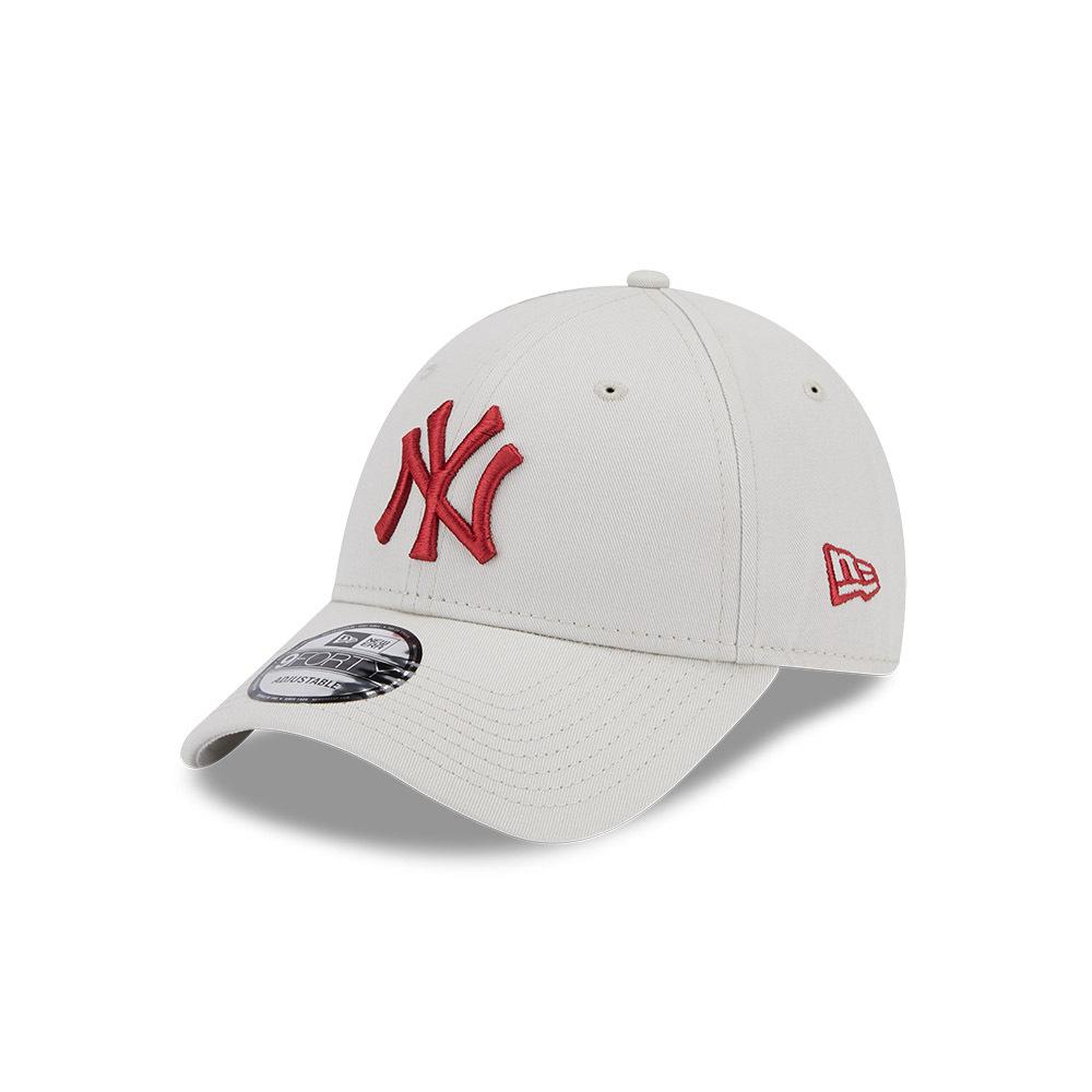 0196998649199 - New Era - 9FORTY NY - Unisex-Kappe in Weiß mit rotem Logo 0196998649199 - New Era - 9FORTY NY - Unisex-Kappe in Weiß mit rotem Logo