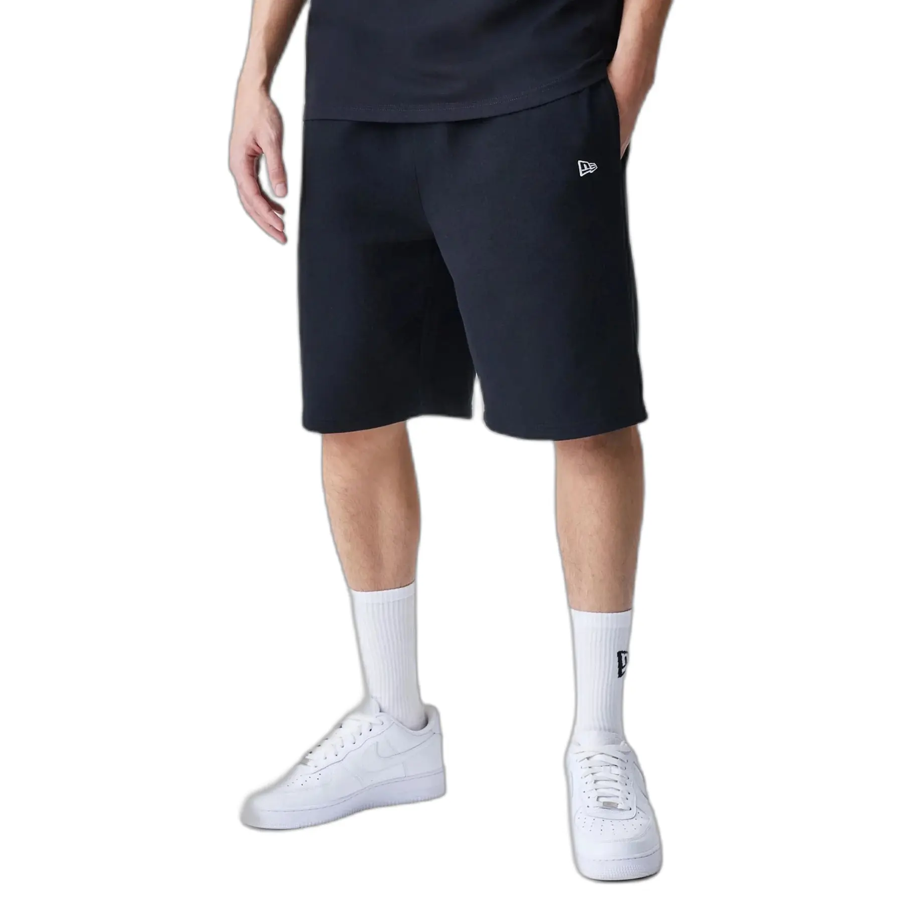 0198976882604 - Oversized Shorts New Era Essentials