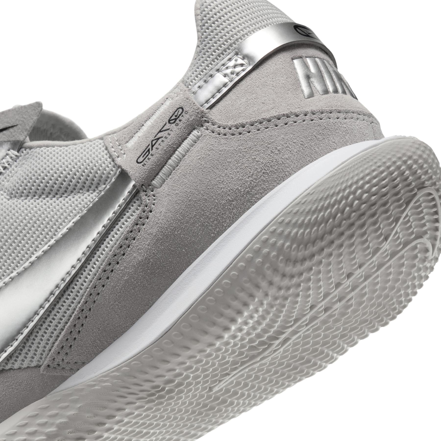 product/n/i/nike-dc8466-005-lt-smoke-grey-metallic-silver-8.jpg