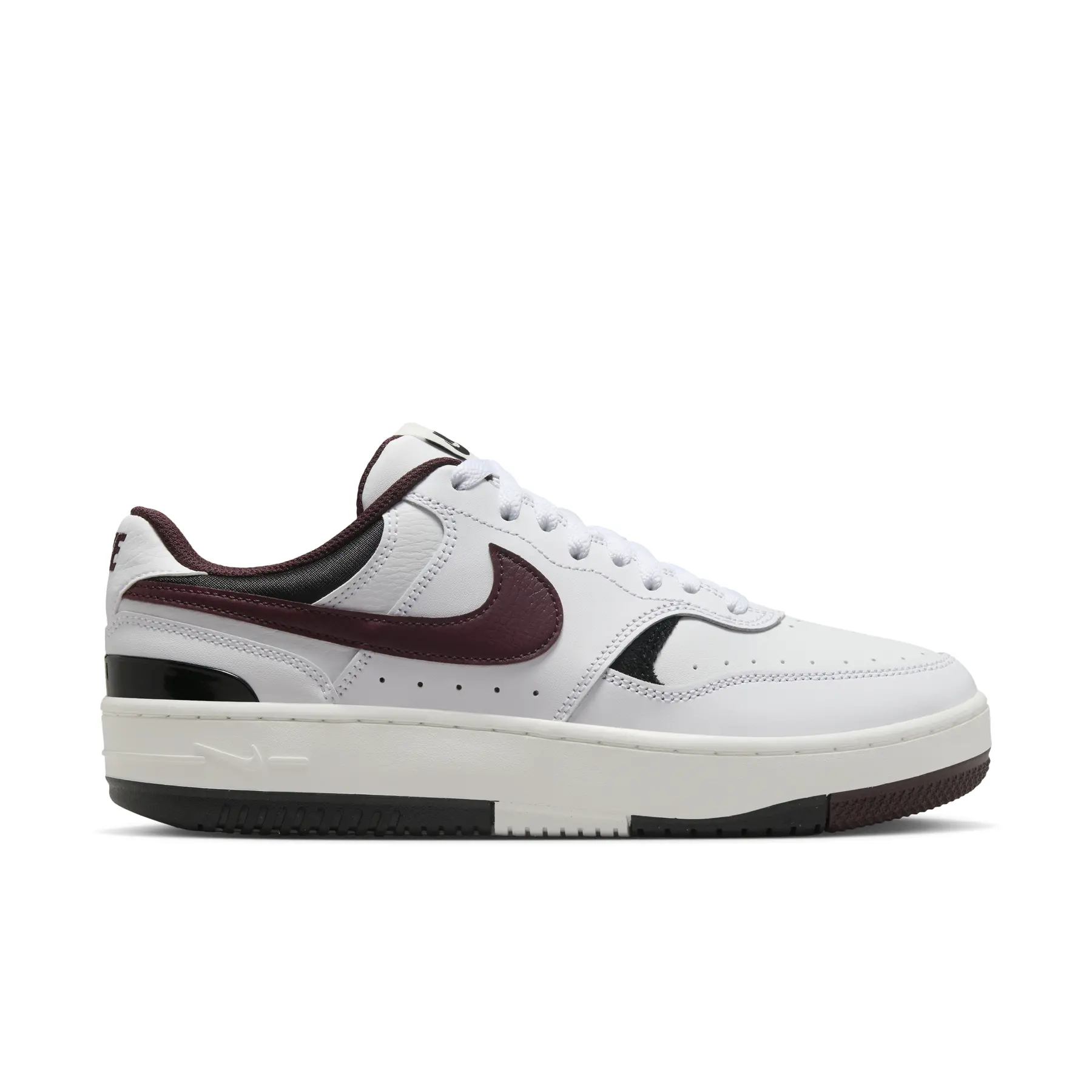 Nike Baskets femme Nike Gamma Force