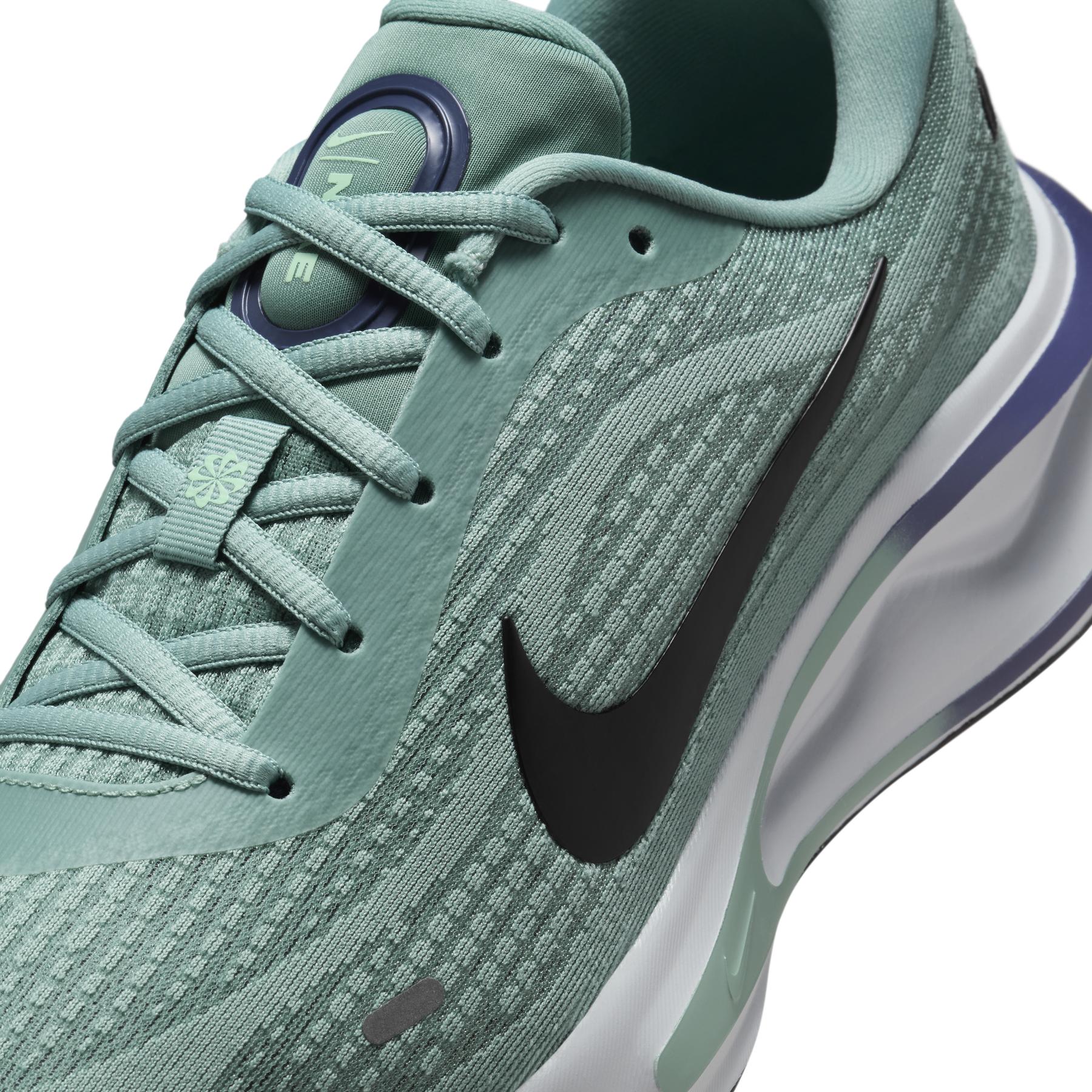 product/n/i/nike-fn0228-010-cannon-black-sanded-purple-pure-platinum-10.jpg