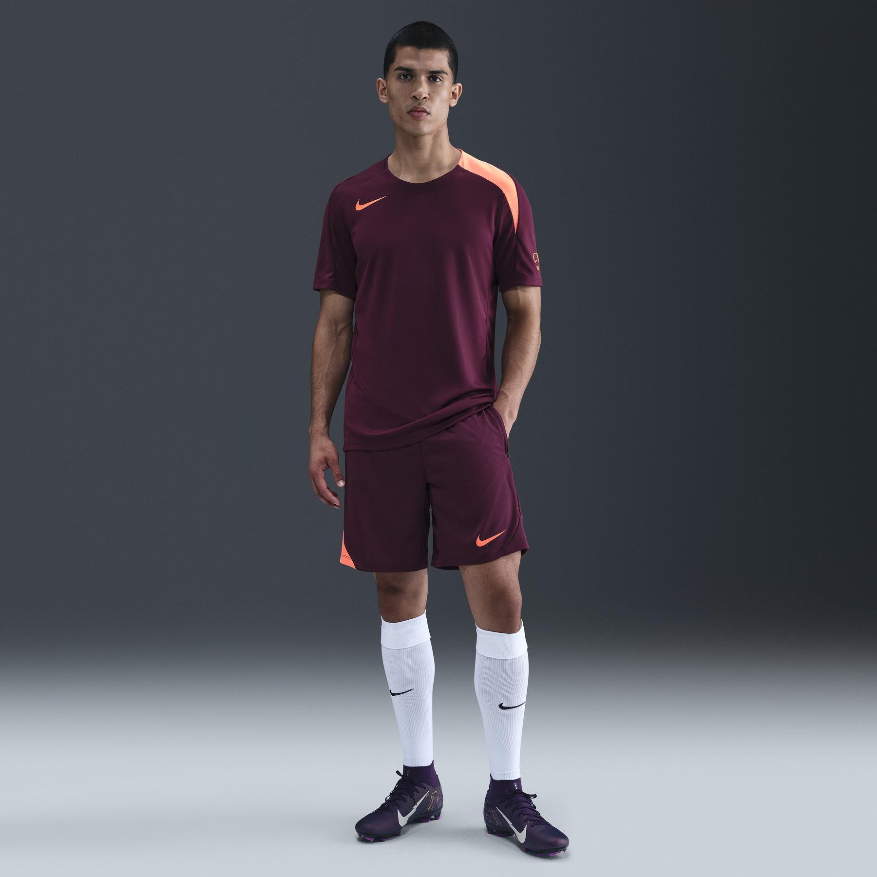 product/n/i/nike-fn2401-610-bordeaux-bordeaux-orange-pulse-6.jpg