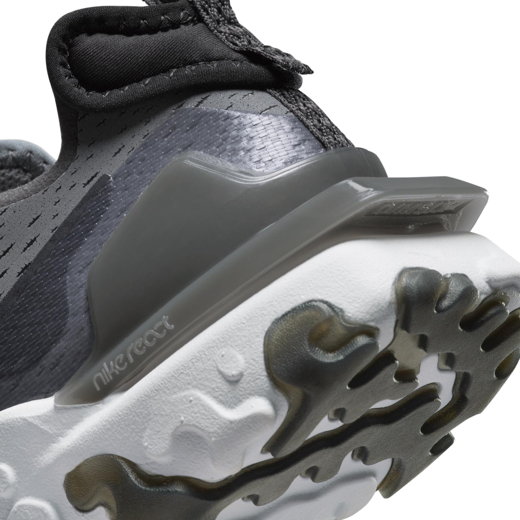 0196609226078 - - React Vision - Sneaker in Grau Weiß und Orange mit übereinander platzierten Swoosh-Logos