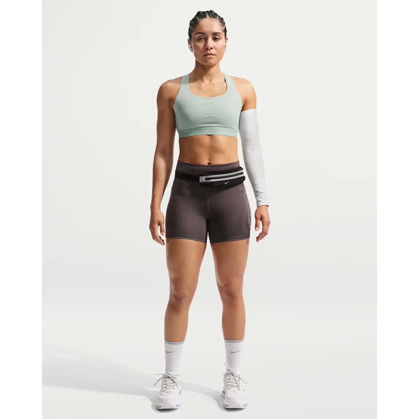 Nike Women's Blanc Sports Bra Swift