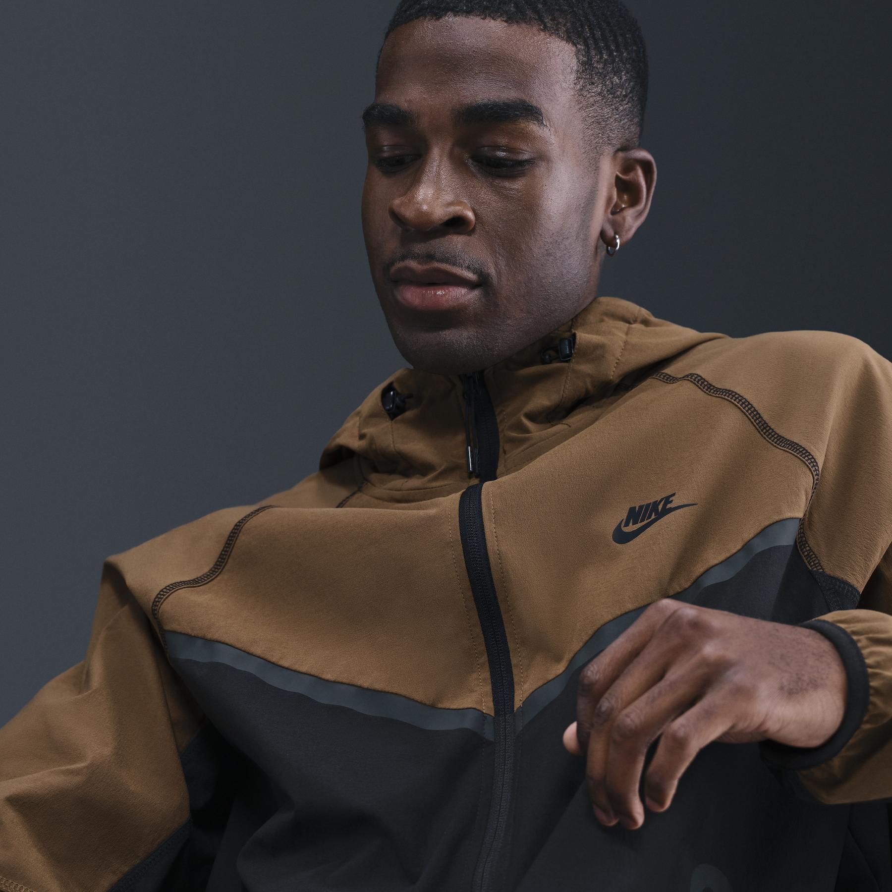 product/n/i/nike-hm7151-017-black-mosswood-brown-black-9.jpg