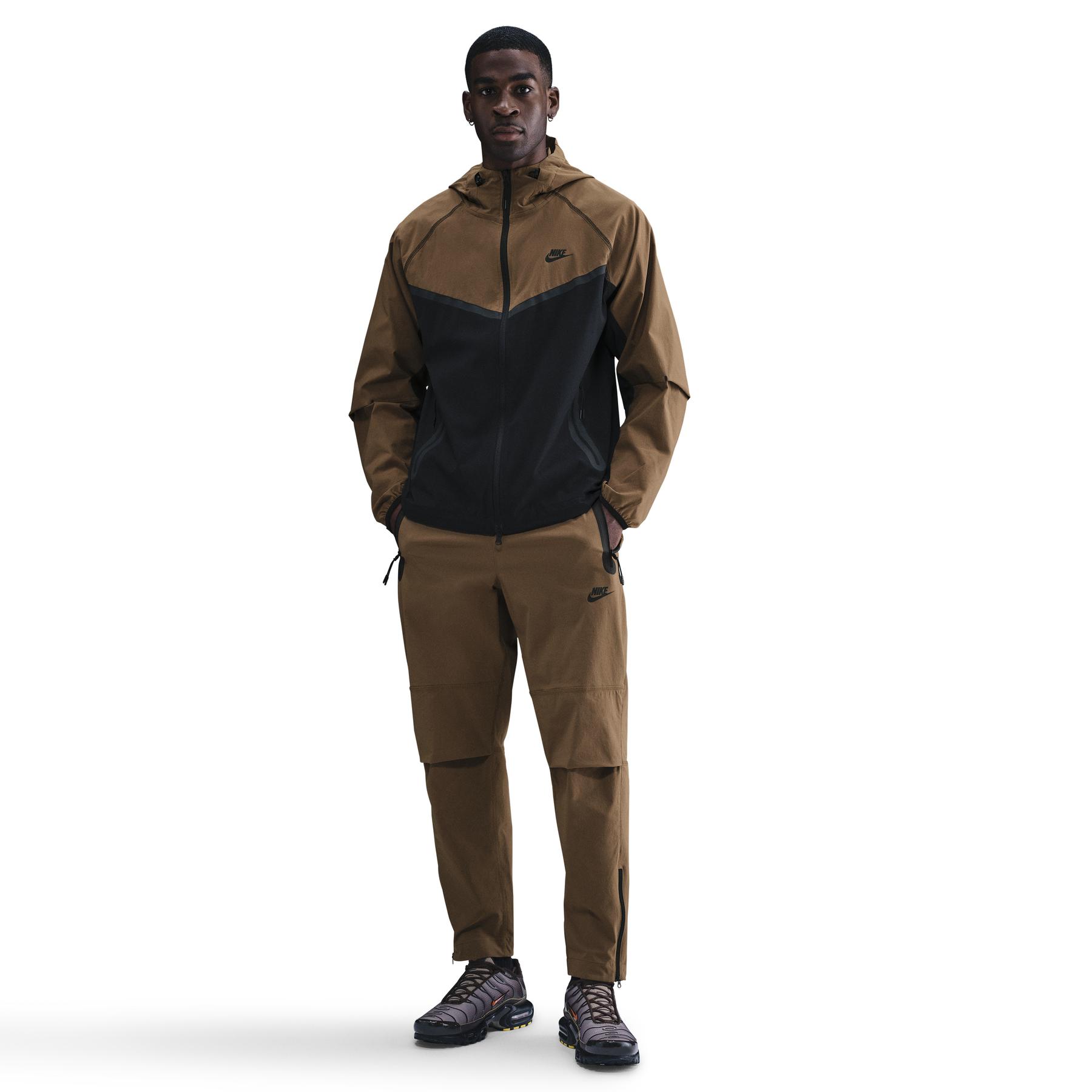 0198484373168 - Pantalon de jogging Tech