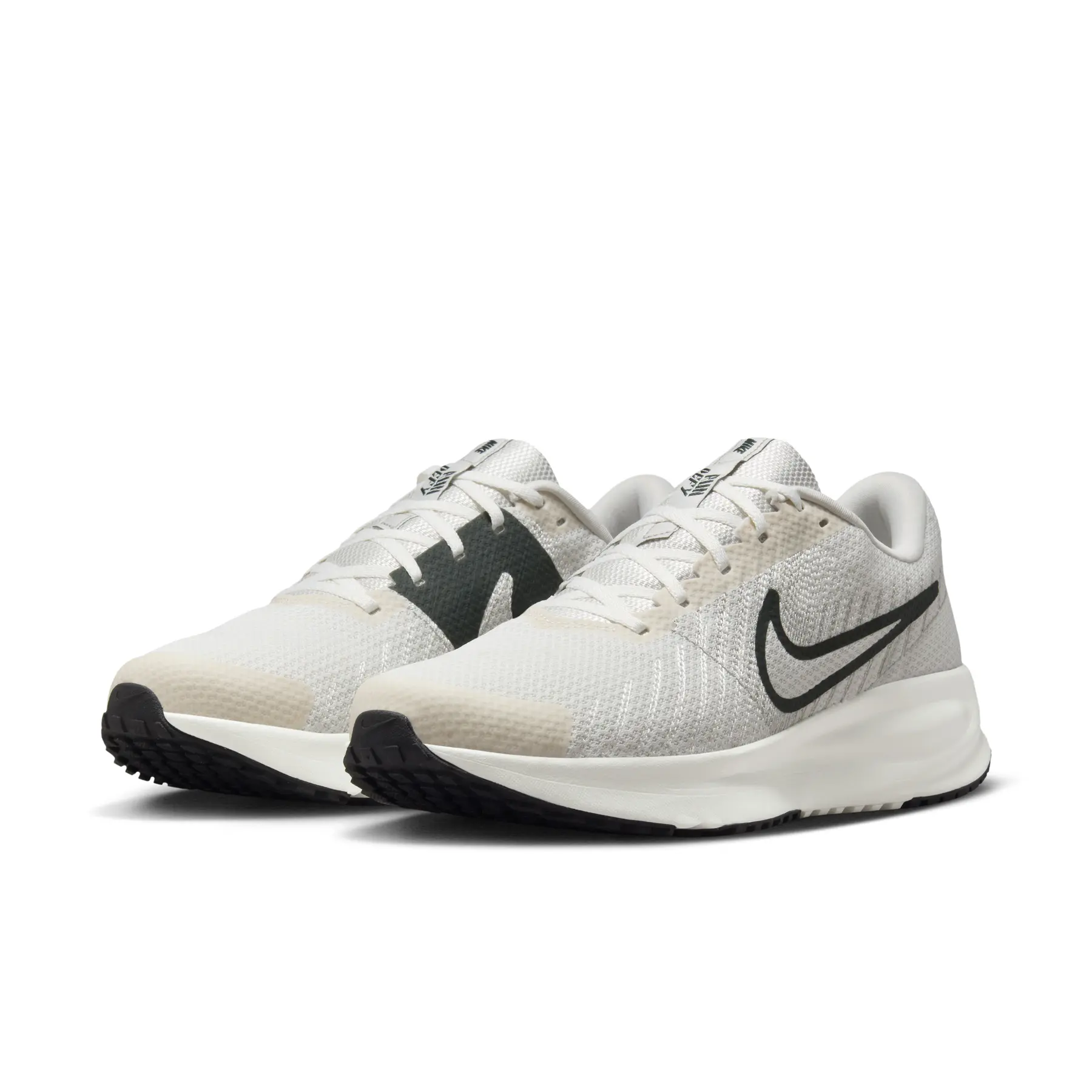 Running shoes Nike Run Defy | Foot-Store display picture 1