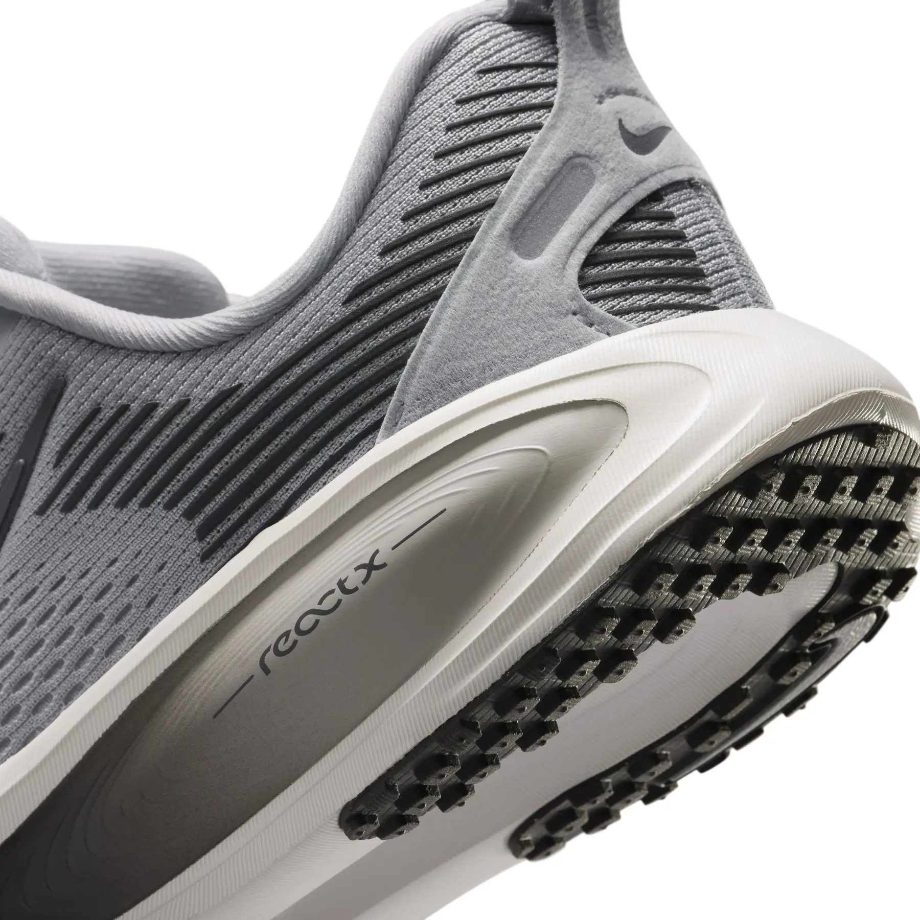 Children's running shoes Nike Vomero 18 | Foot-Store