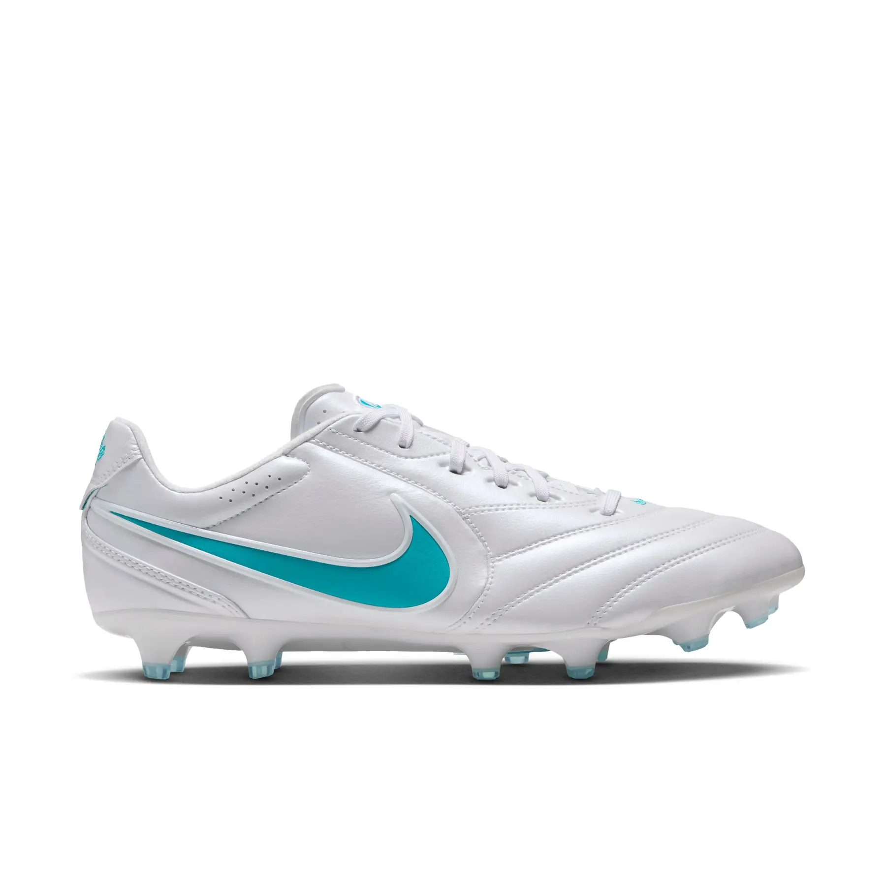 Chaussures de football Nike Tiempo Ligera Pro FG