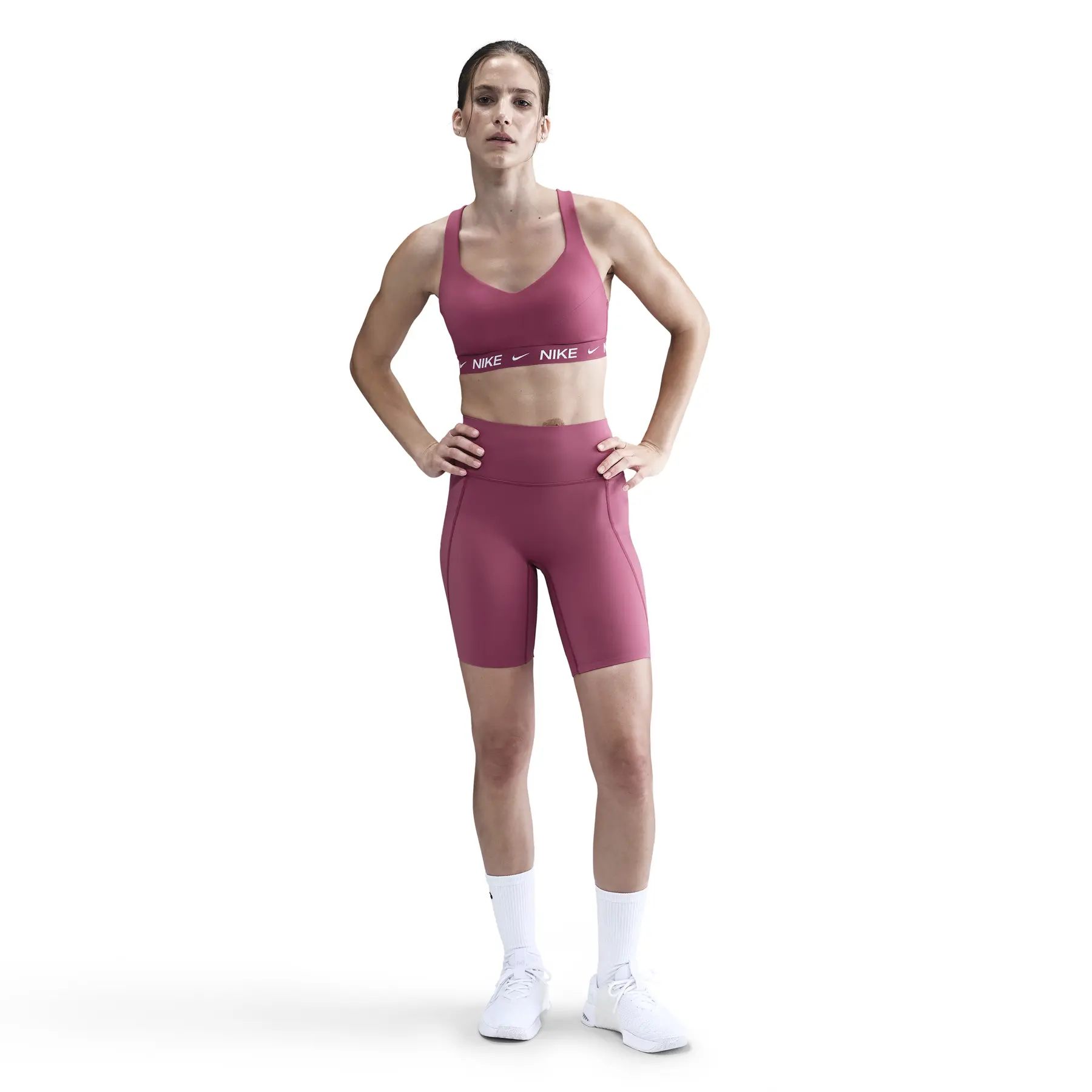 Women's high-waisted shorts Nike Universa | Foot-Store