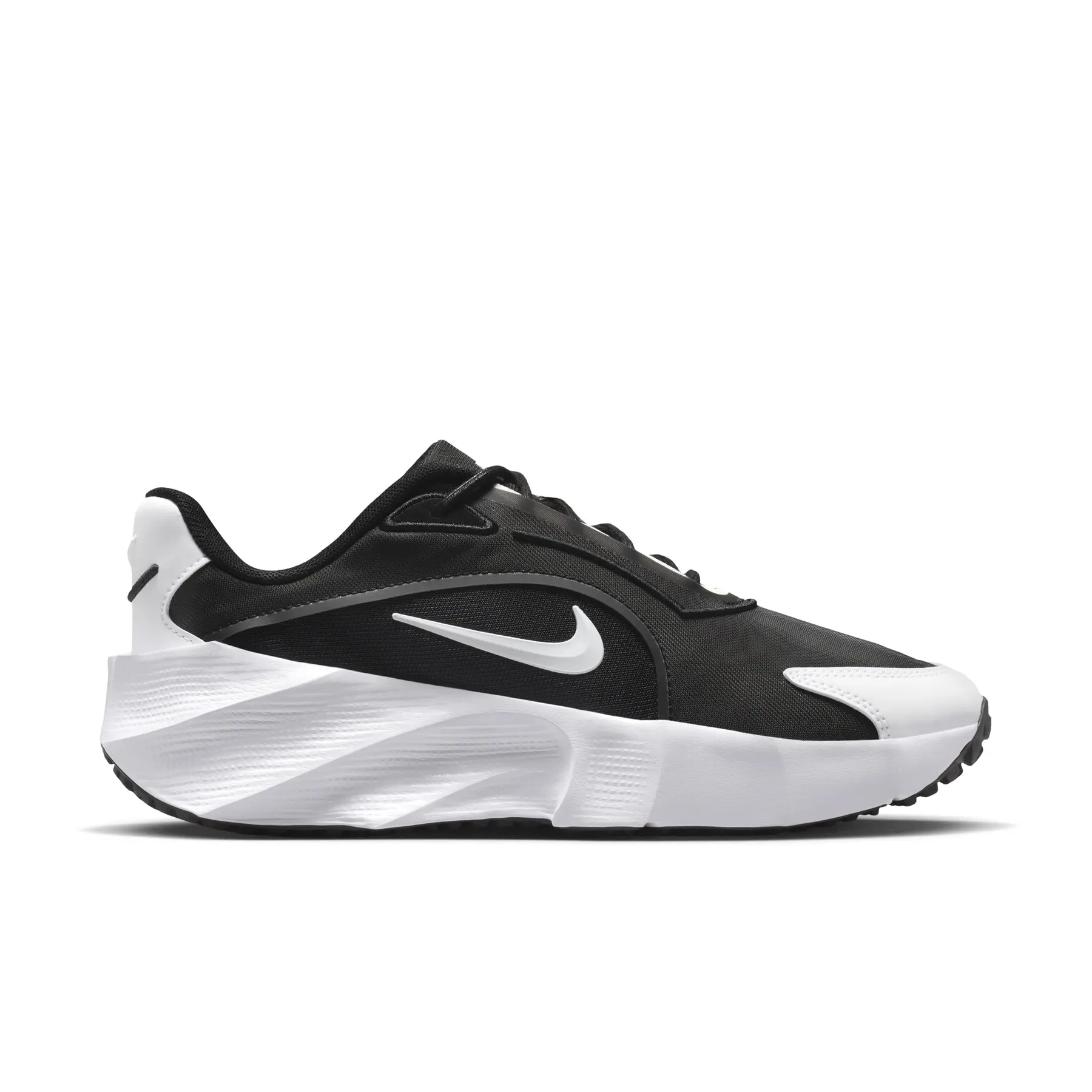 Nike Baskets femme Nike Aura Edge