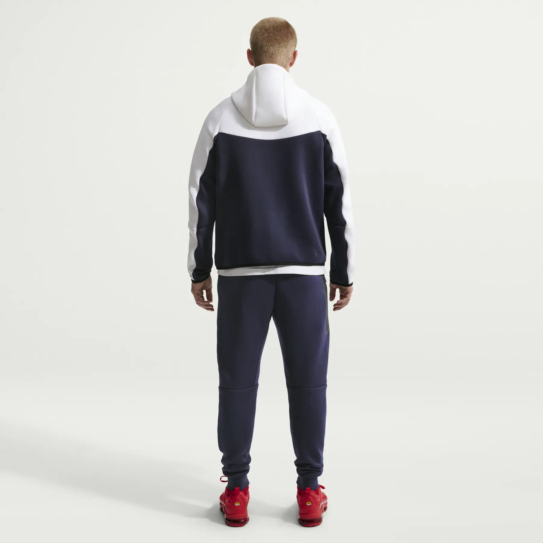 Hooded Jacket Nike Tech | Foot-Store