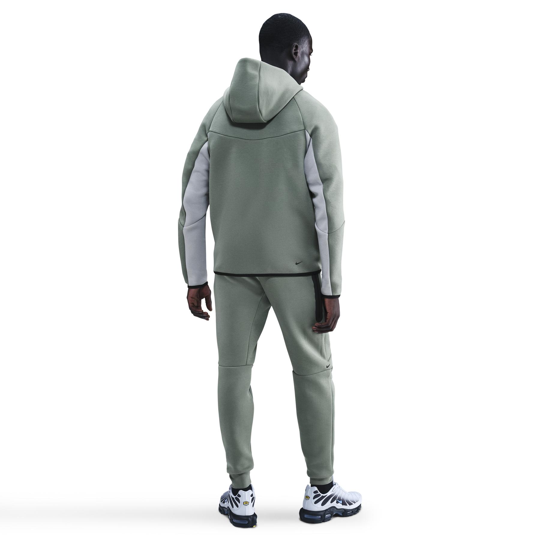 product/n/i/nike-hv0959-365-clay-green-lt-smoke-grey-black-3.jpg