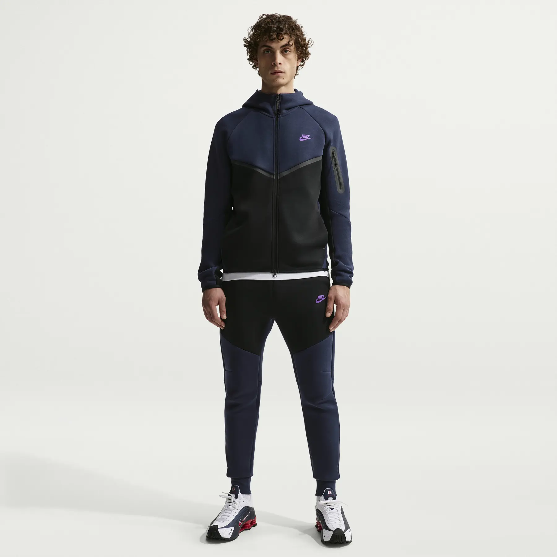 新品！  スポーツウェア techfit 上下セット 濃紫 ラン nike-hv0959-452-obsidian-black
