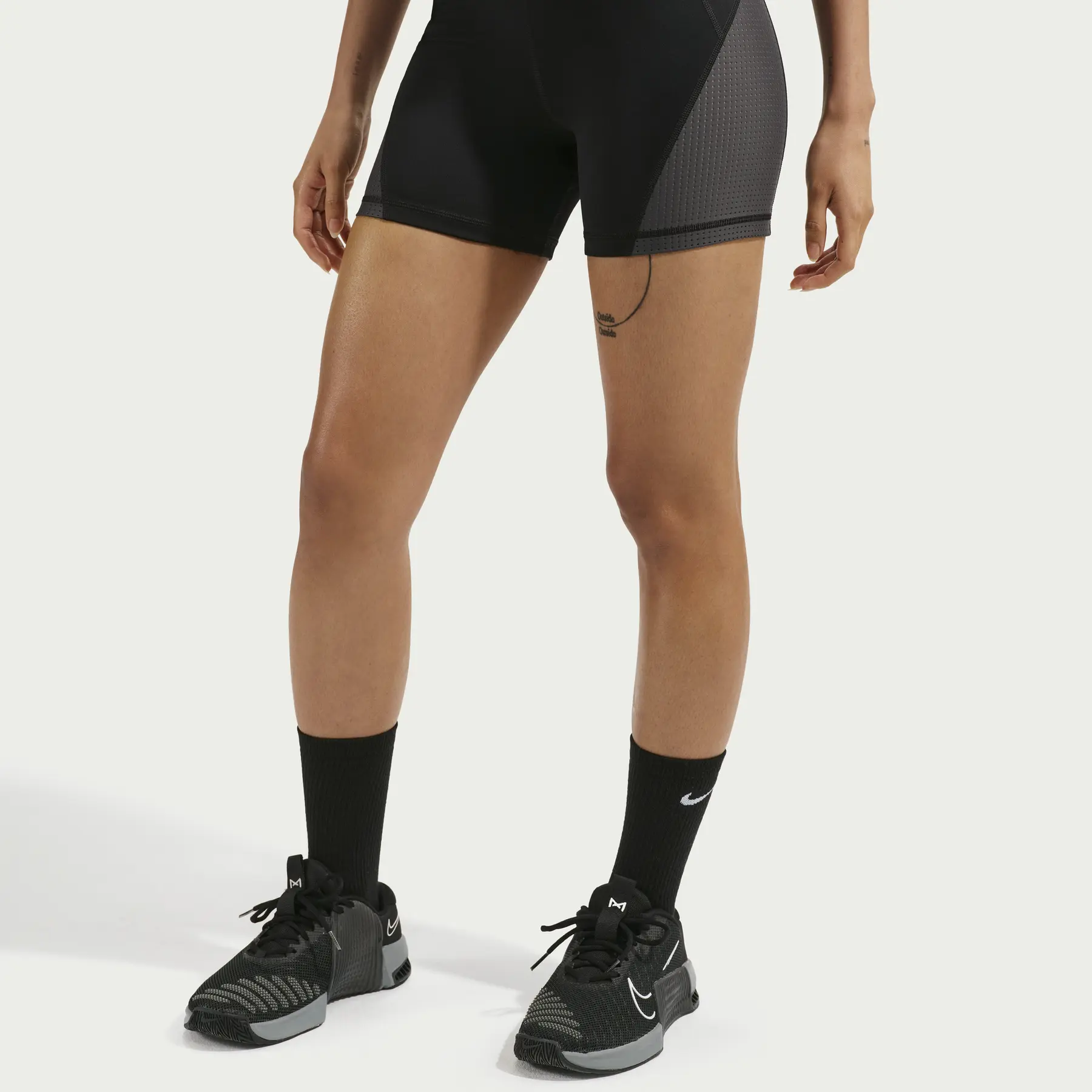 Nike Pro Sculpt Women's Dri-FIT High-Waisted 5" Biker Shorts — foto 5