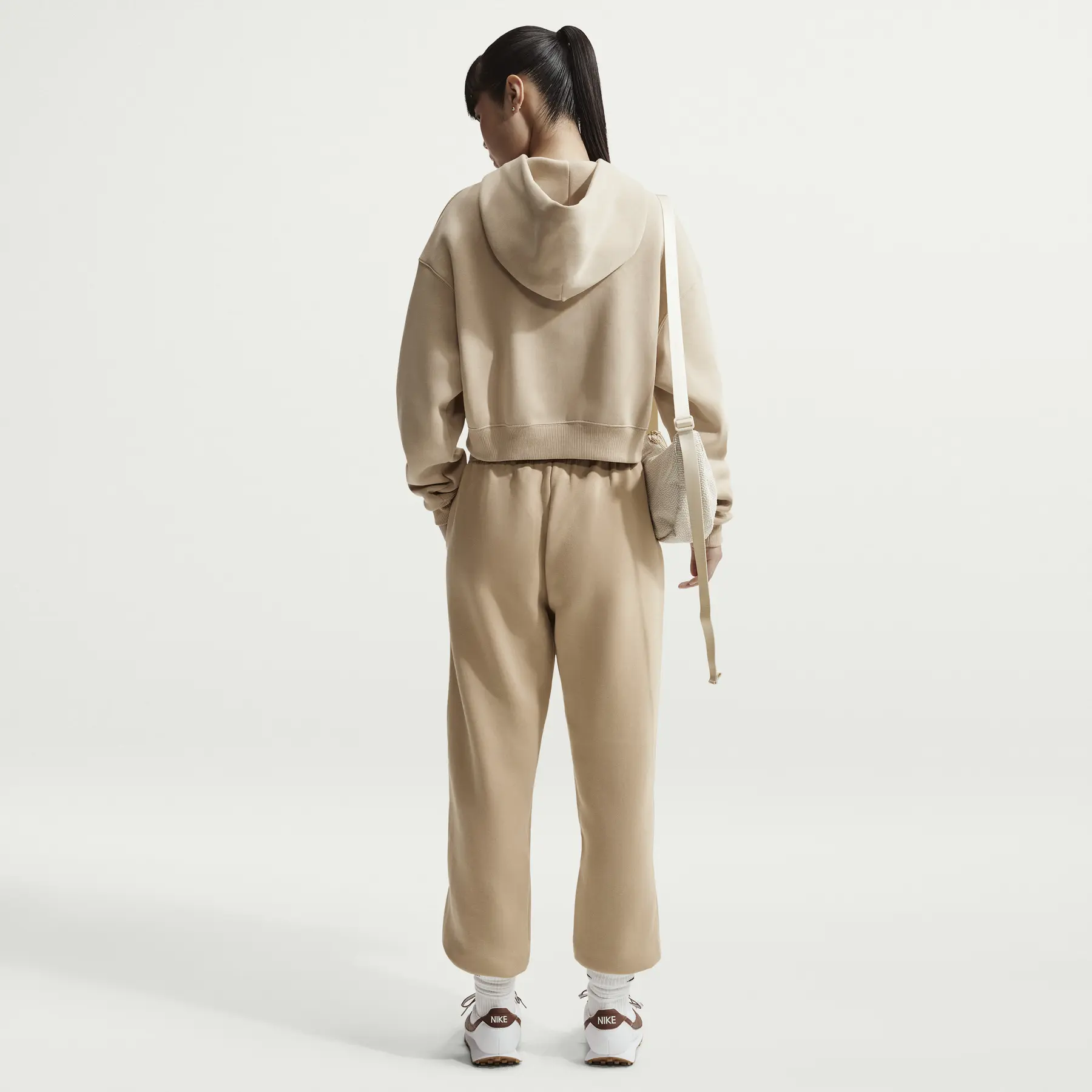 Sweatshirt woman Nike Sportswear Phoenix Fleece | Foot-Store