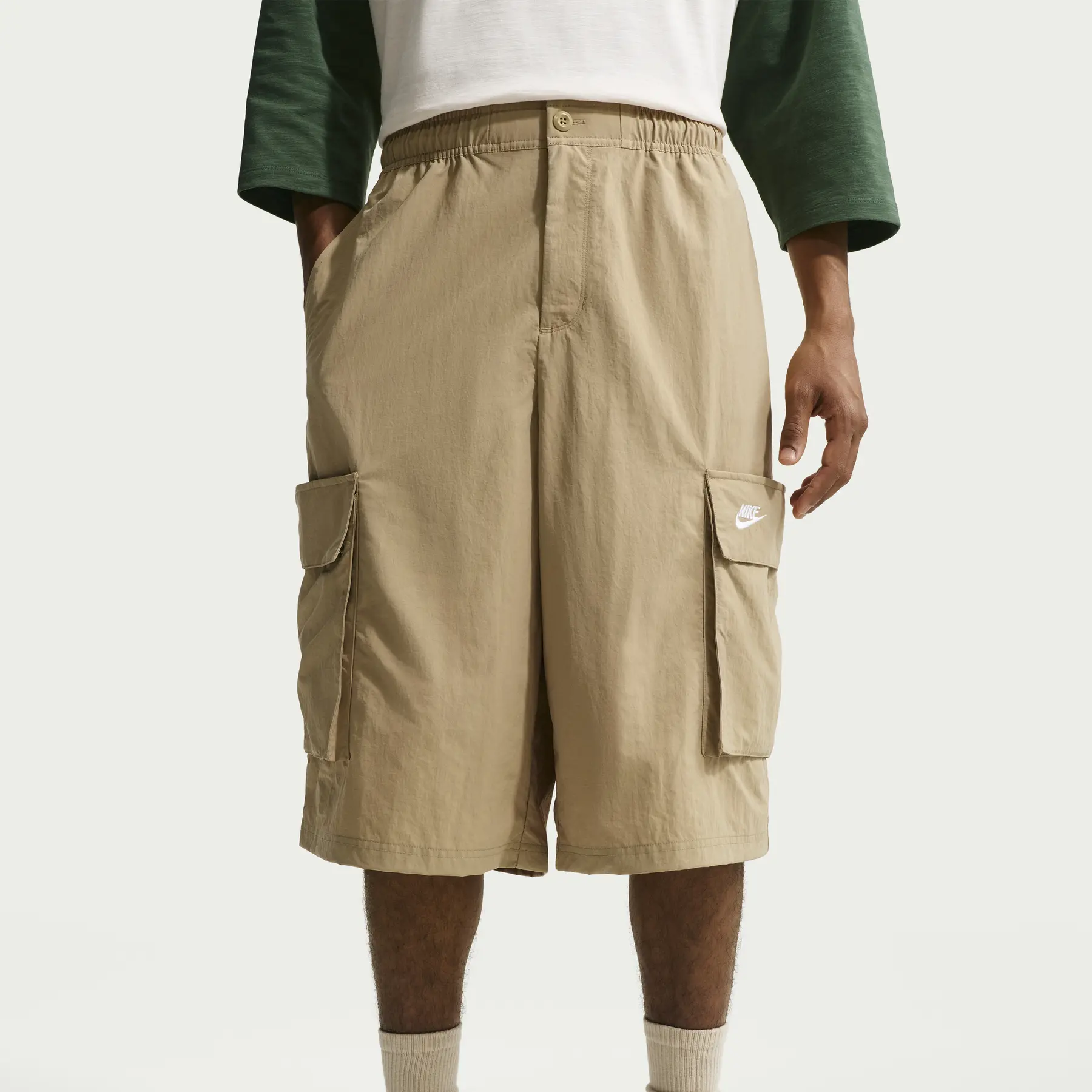 Nike Beige Shorts Cargo Club