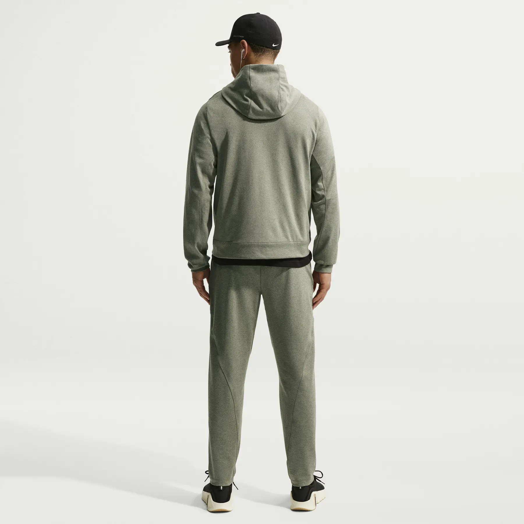 nike-ii1306-320-light-army-