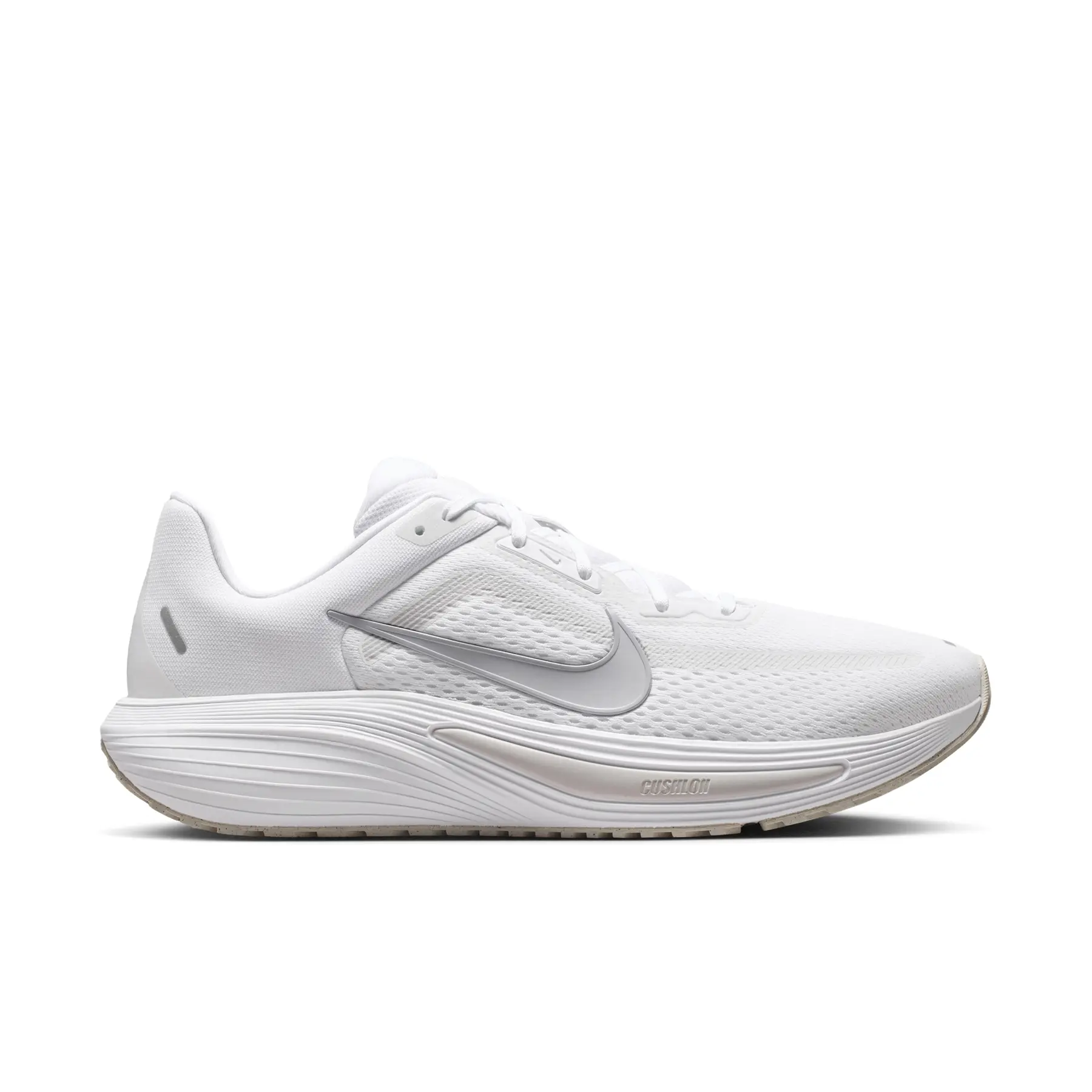Running shoes Nike Quest 7