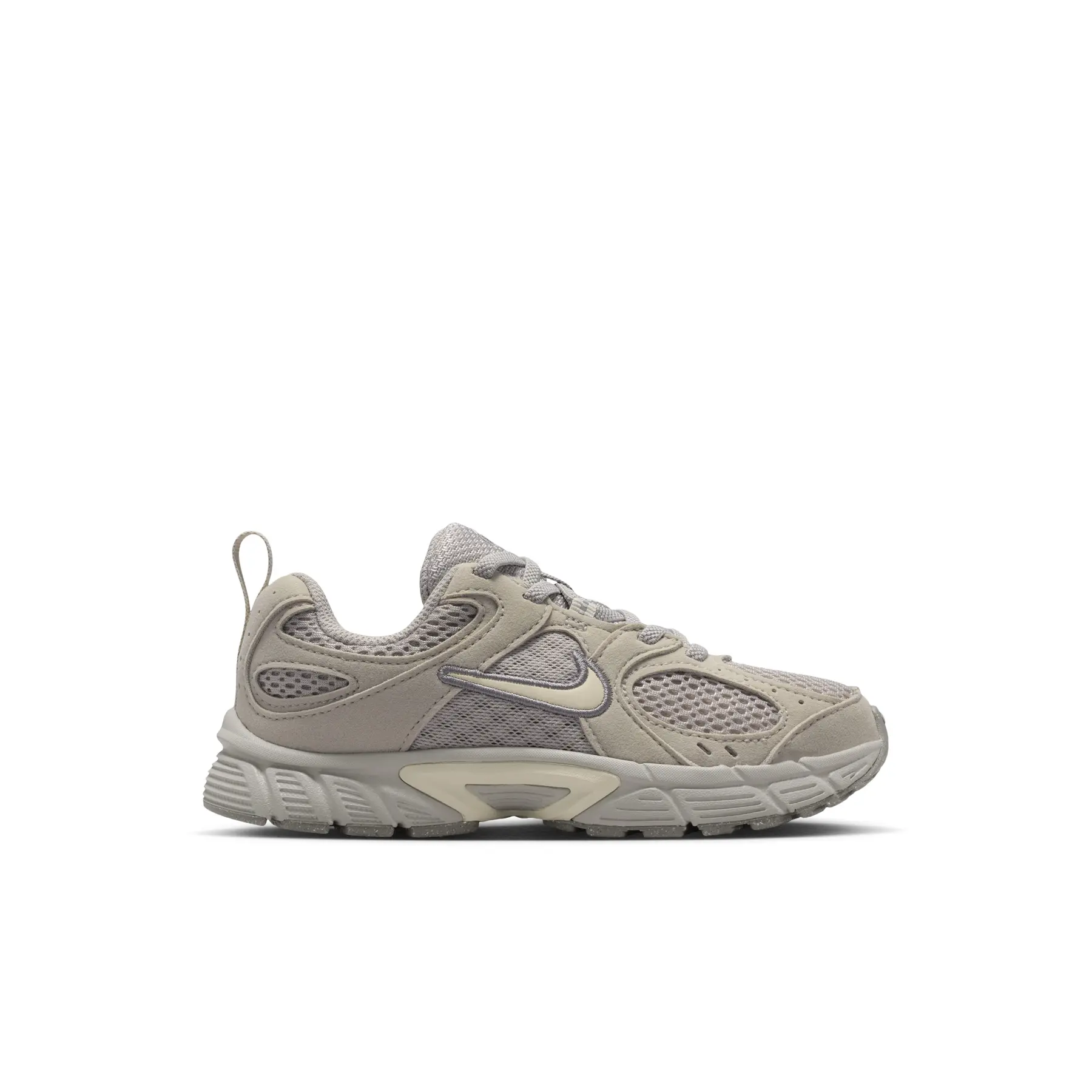 Nike Baskets enfant Nike V5 Runner Suede