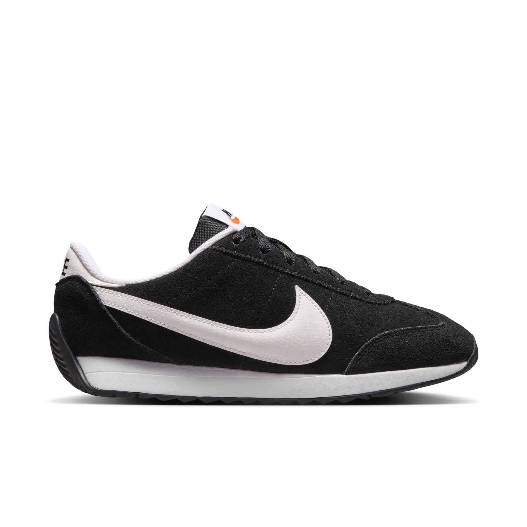 Baskets femme Nike Pacific Suede prix pas cher