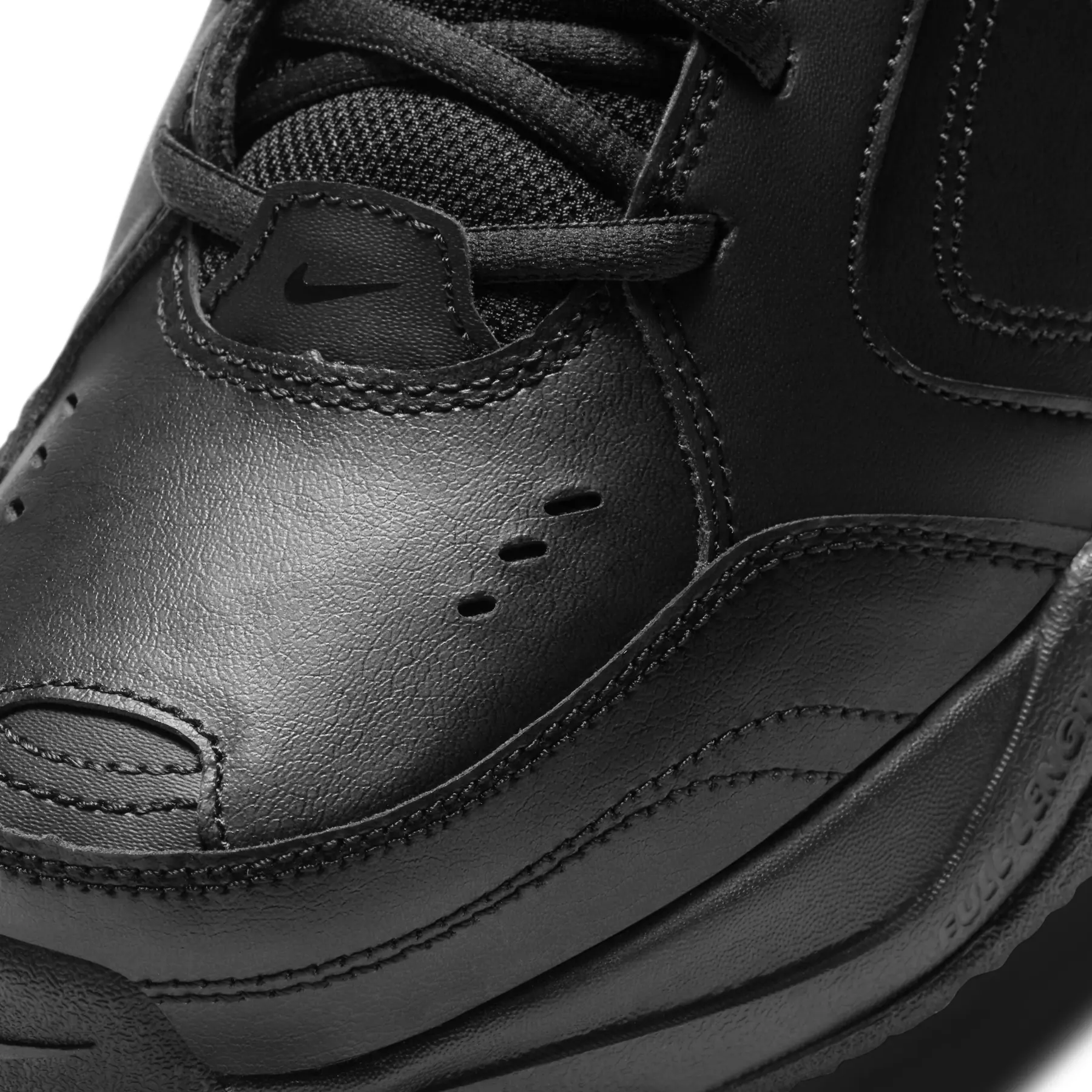 Trainers Nike Air Monarch IV | Foot-Store