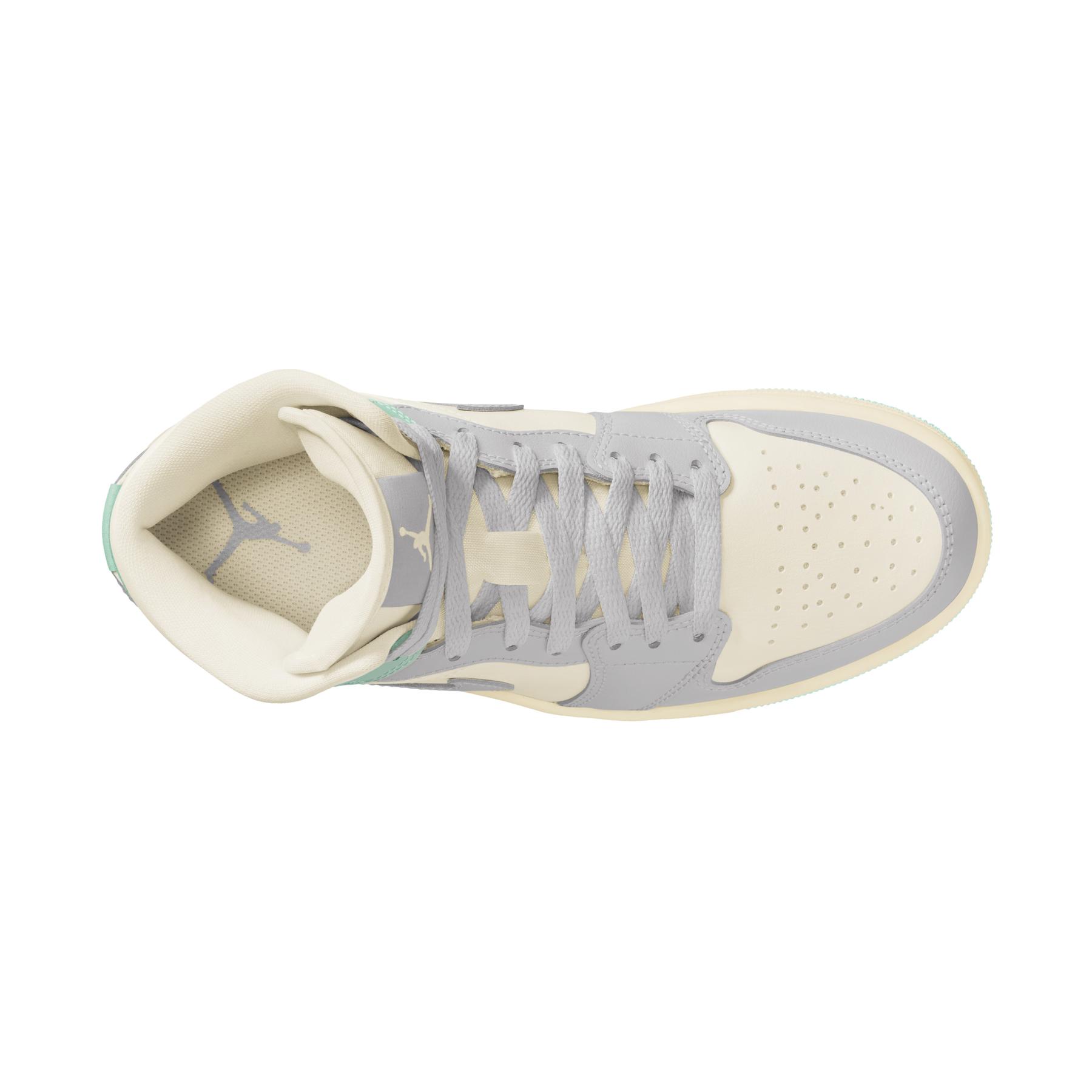 product/n/i/nike_bq6472-134_sail-neutral-grey-igloo-coconut-milk_5.jpg