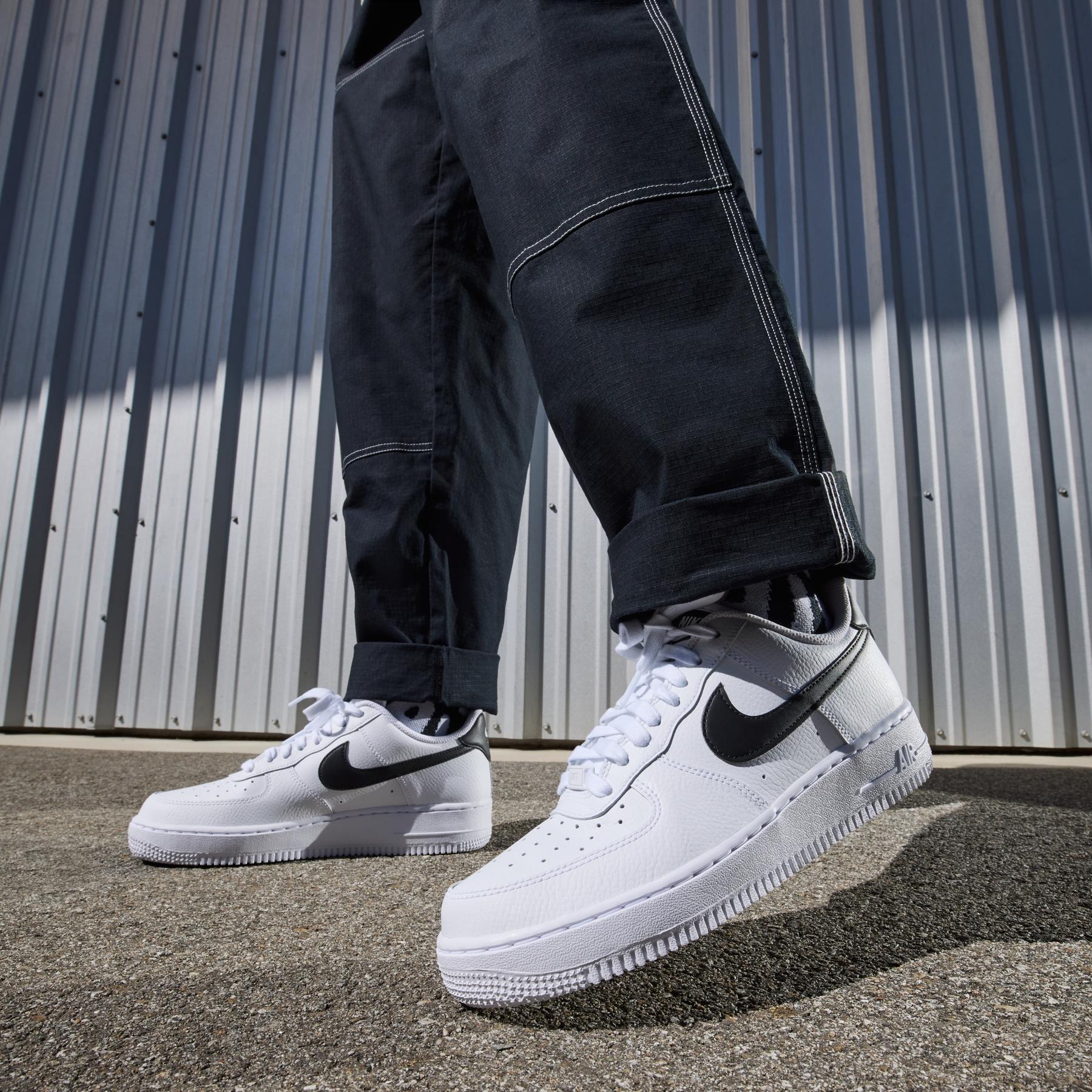 product/n/i/nike_dd8959-103-phsym001.jpg