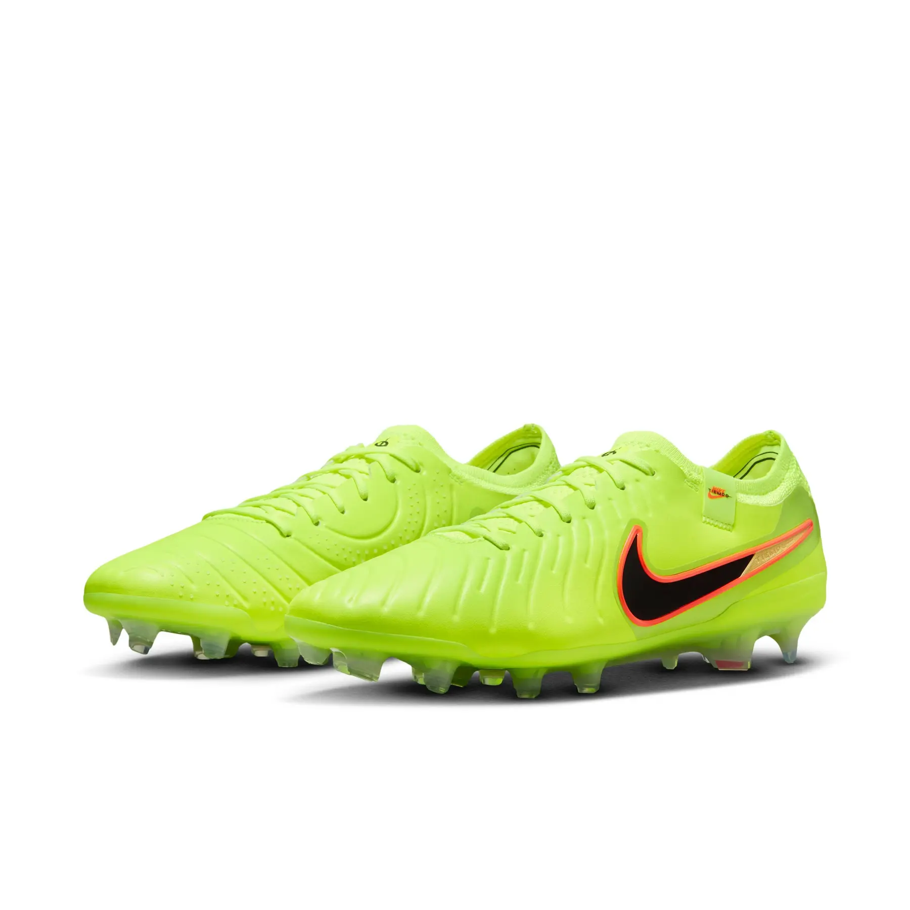 Nike サッカーシューズ TIEMPO FG 収納バッグ付き Football Boots Nike Tiempo Legend 10 Elite FG | Foot-Store