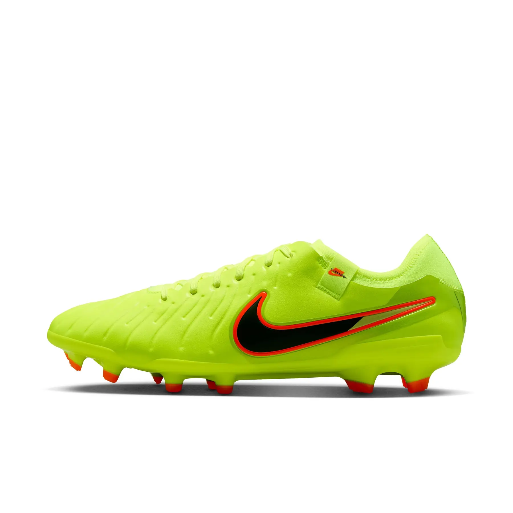 Nike サッカーシューズ TIEMPO FG 収納バッグ付き Football Boots Nike Tiempo Legend 10 Pro FG | Foot-Store