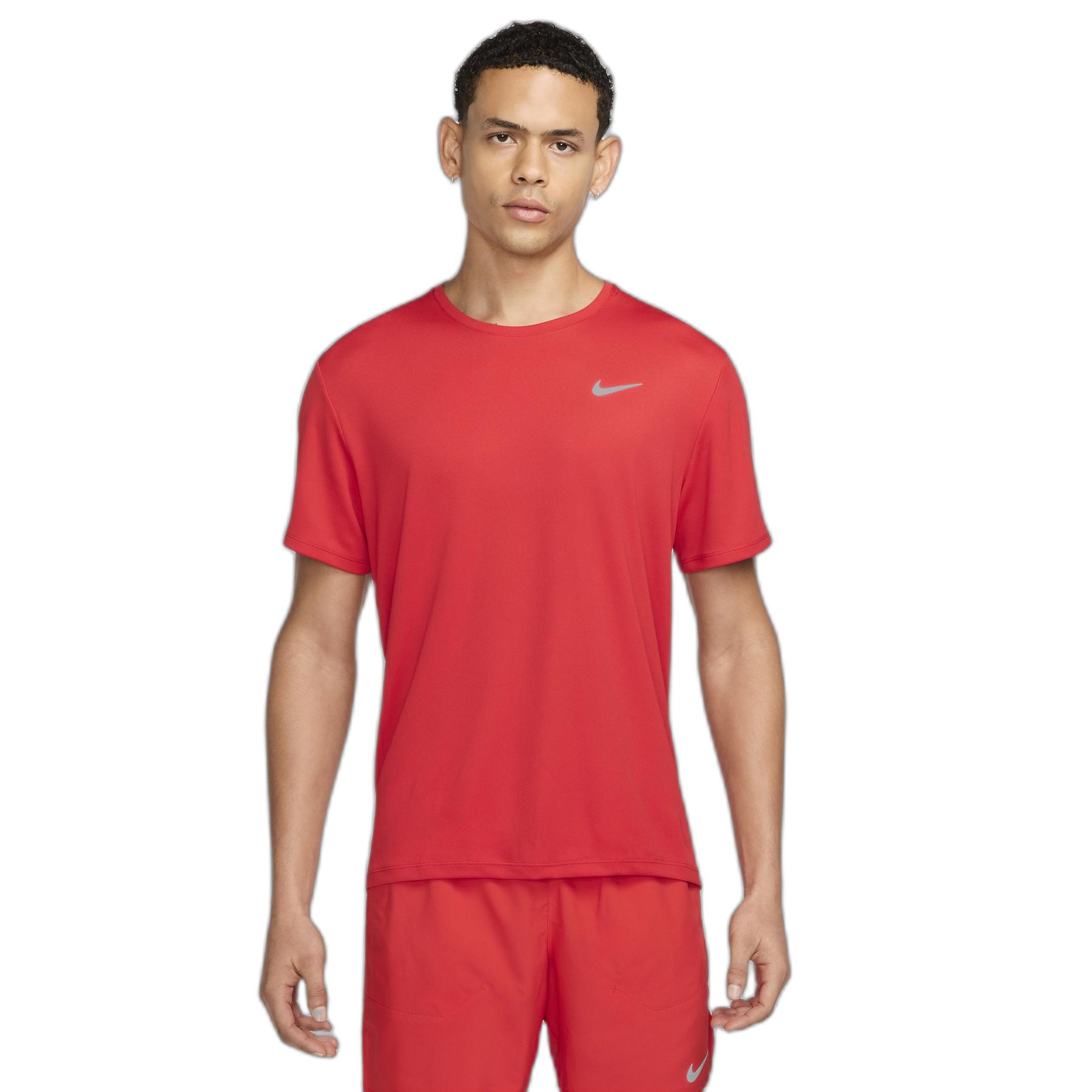 product/n/i/nike_dv9315-657_university-red-reflective-silv_1.jpg