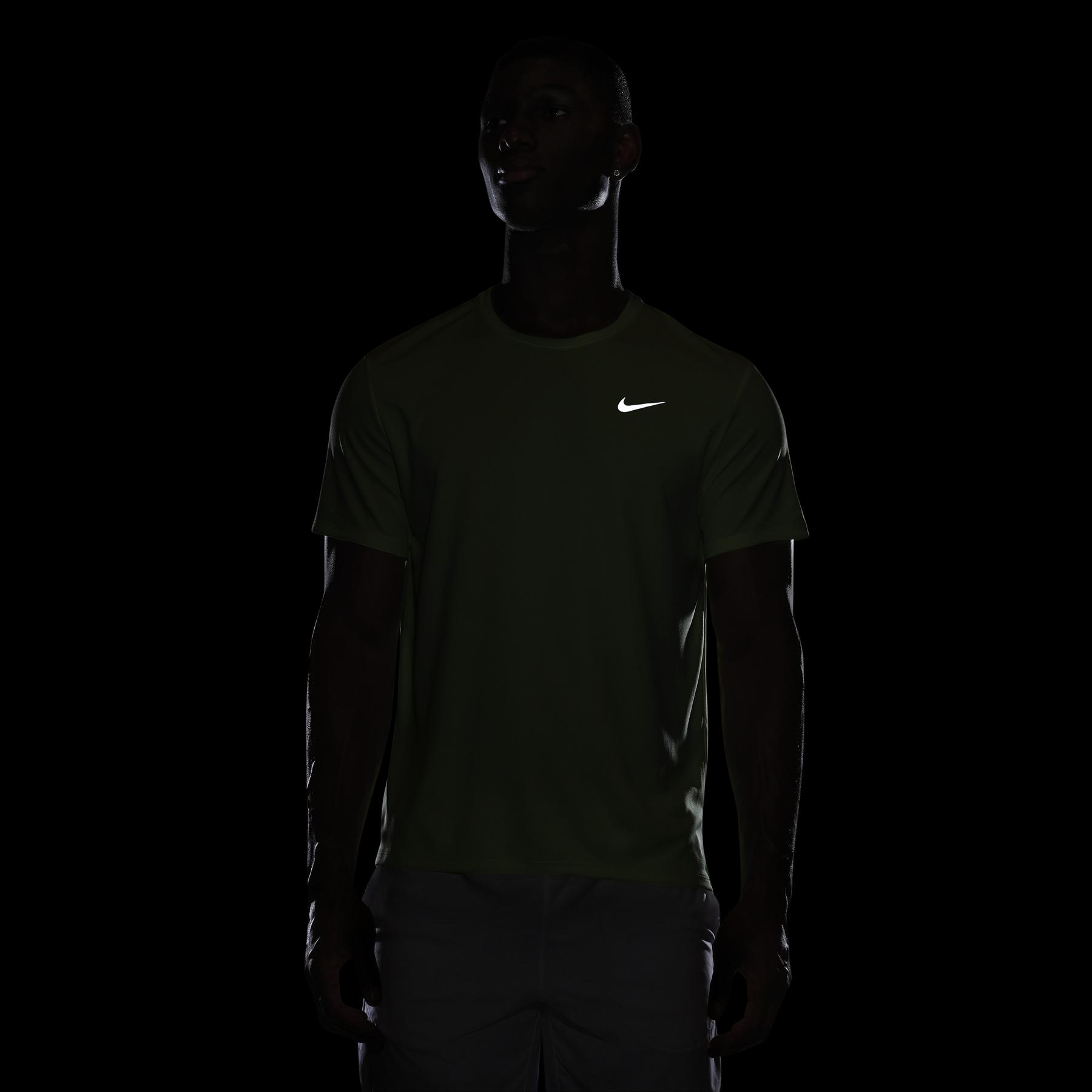 product/n/i/nike_dv9315-701_barely-volt-reflective-silv_5.jpg