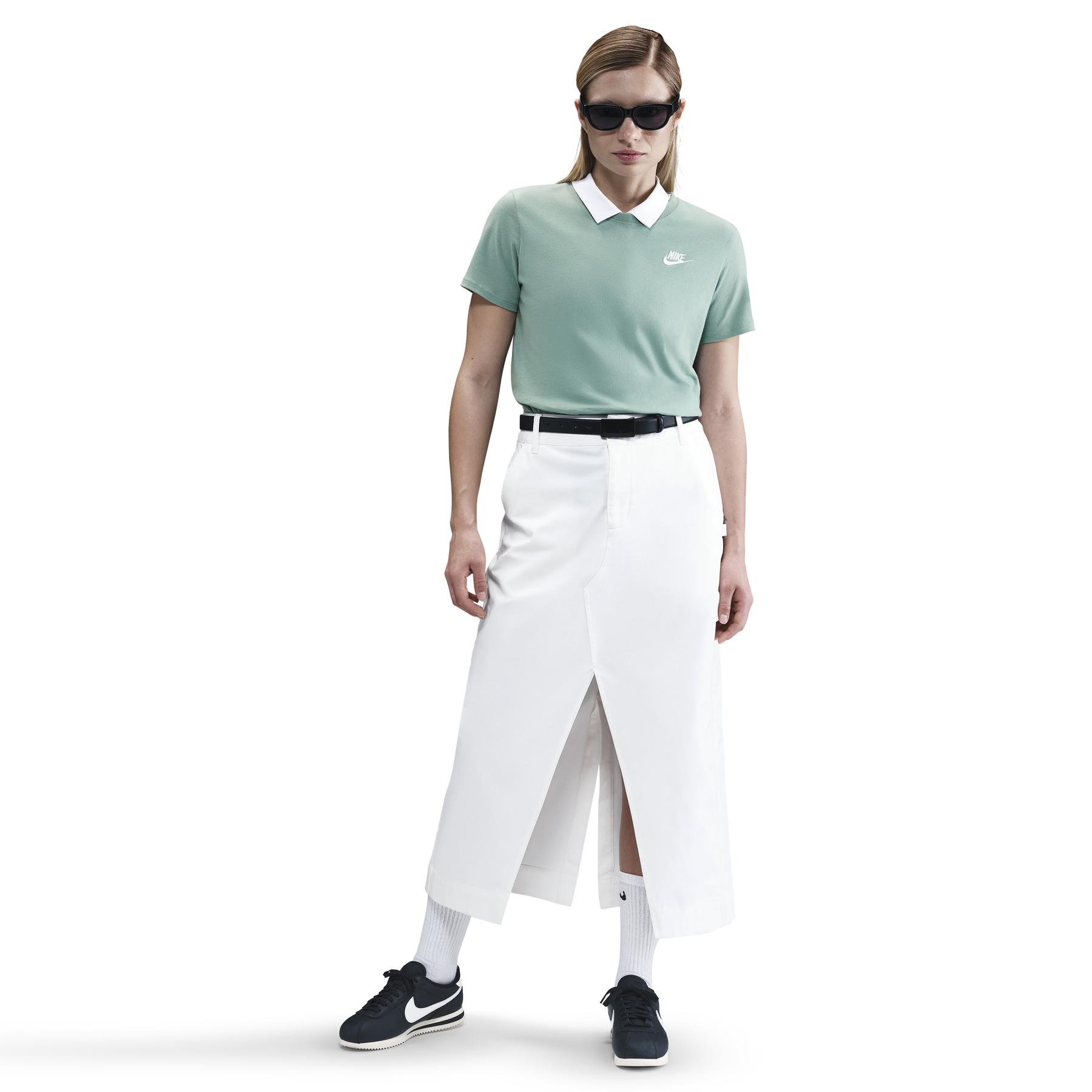 0198485004634 - T-shirt femme Club Essentials