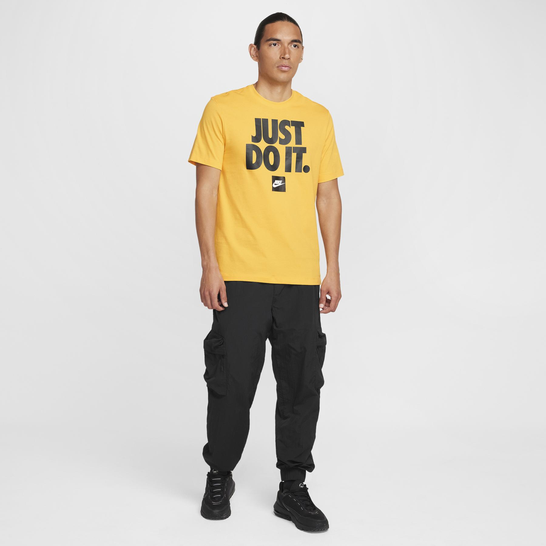 product/n/i/nike_dz2989-739_university-gold_4.jpg