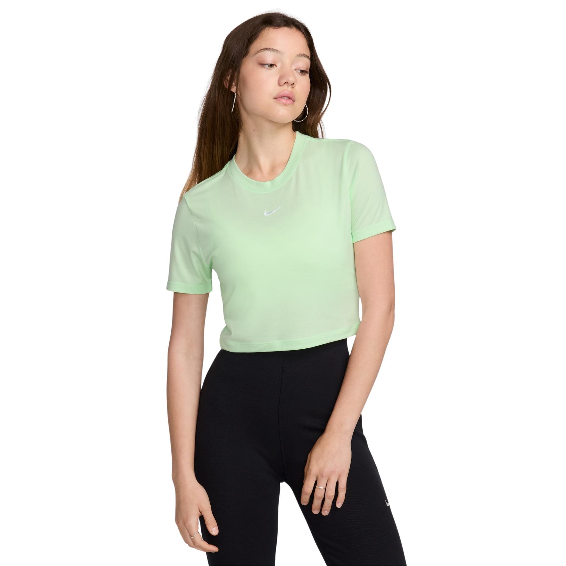 0197594261051 - T-Shirt Sportswear Essential