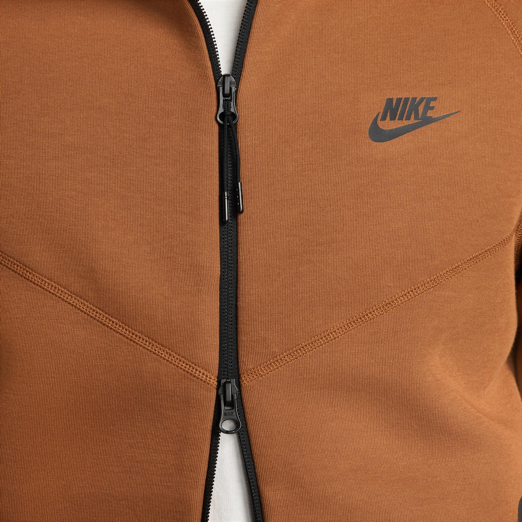 product/n/i/nike_fb7921-281-phsym005.jpg