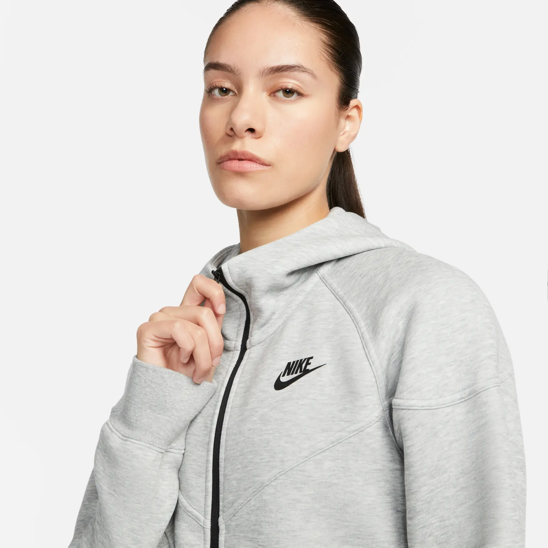 Women's Hooded Sweat Jacket Nike Tech Fleece Windrunner | Foot-Store